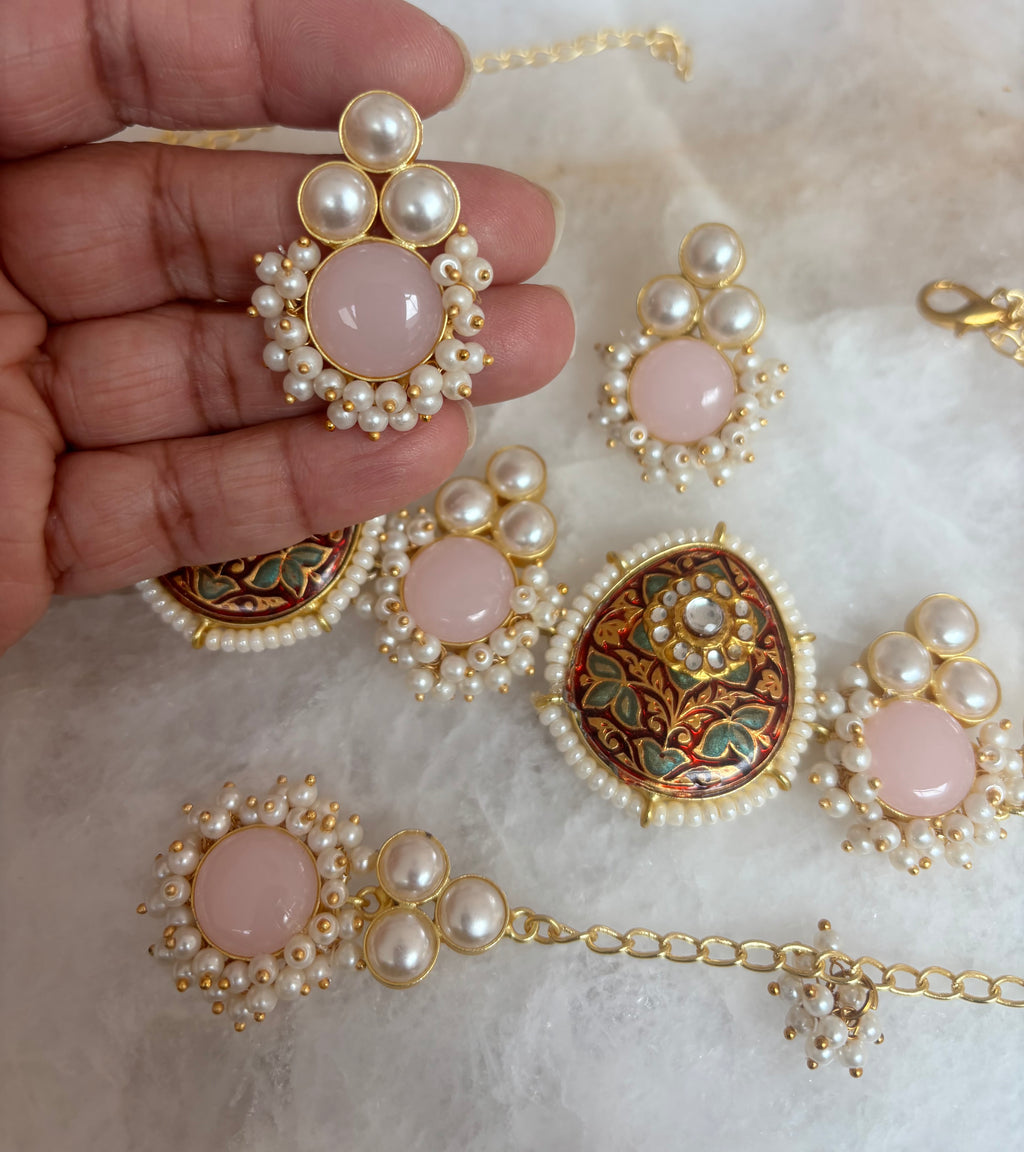 Limited edition choker (A)