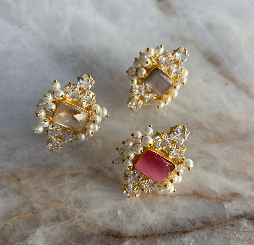Precious stonework finger ring  image 0