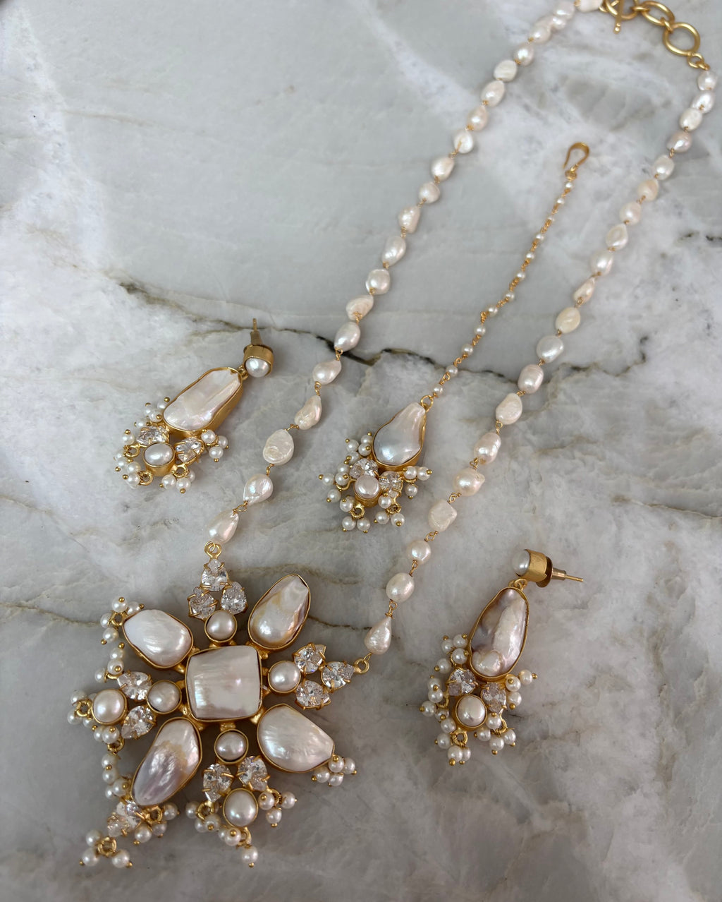 Baroque Swarovski  image 0