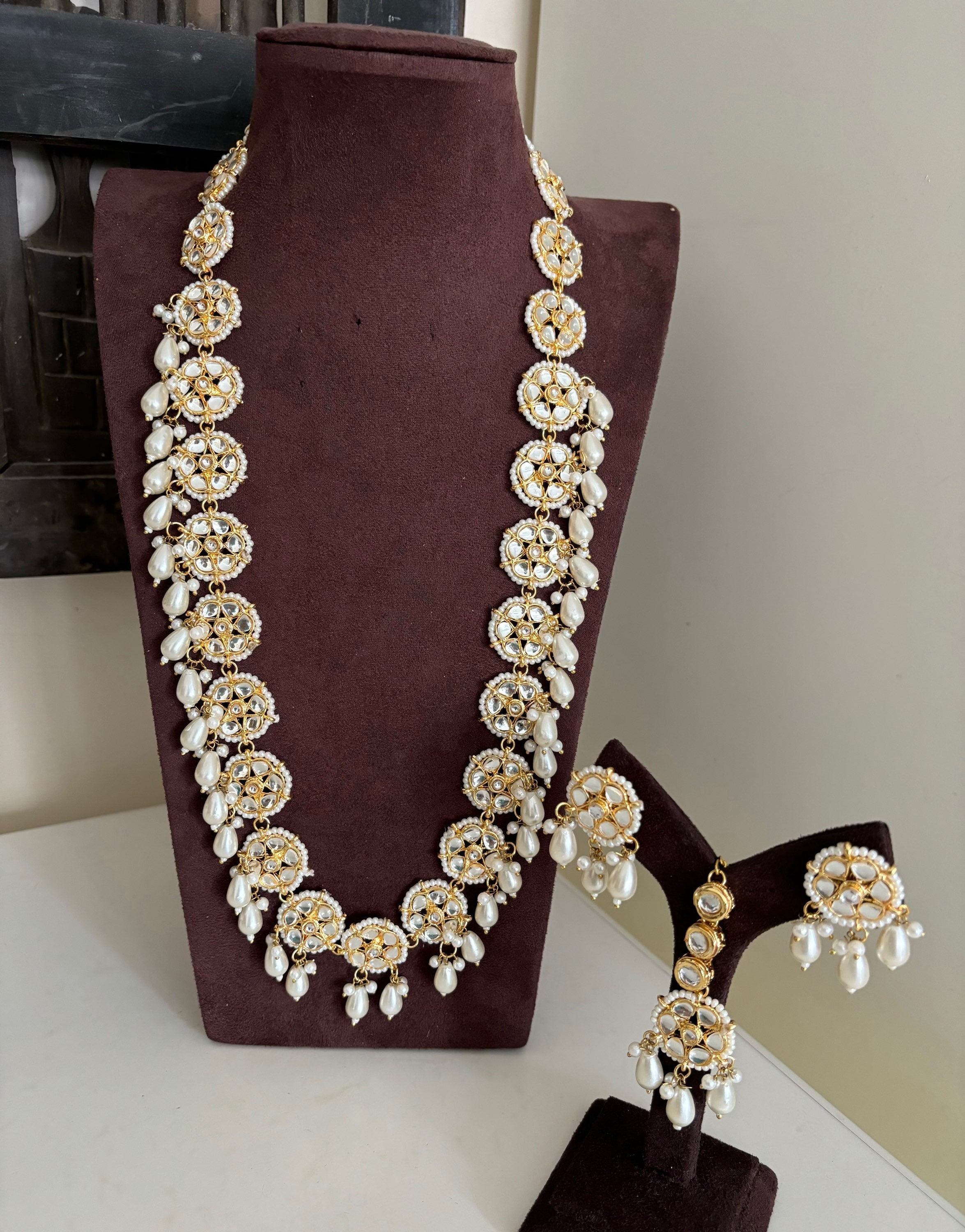 Ishrat (pearl) image 0