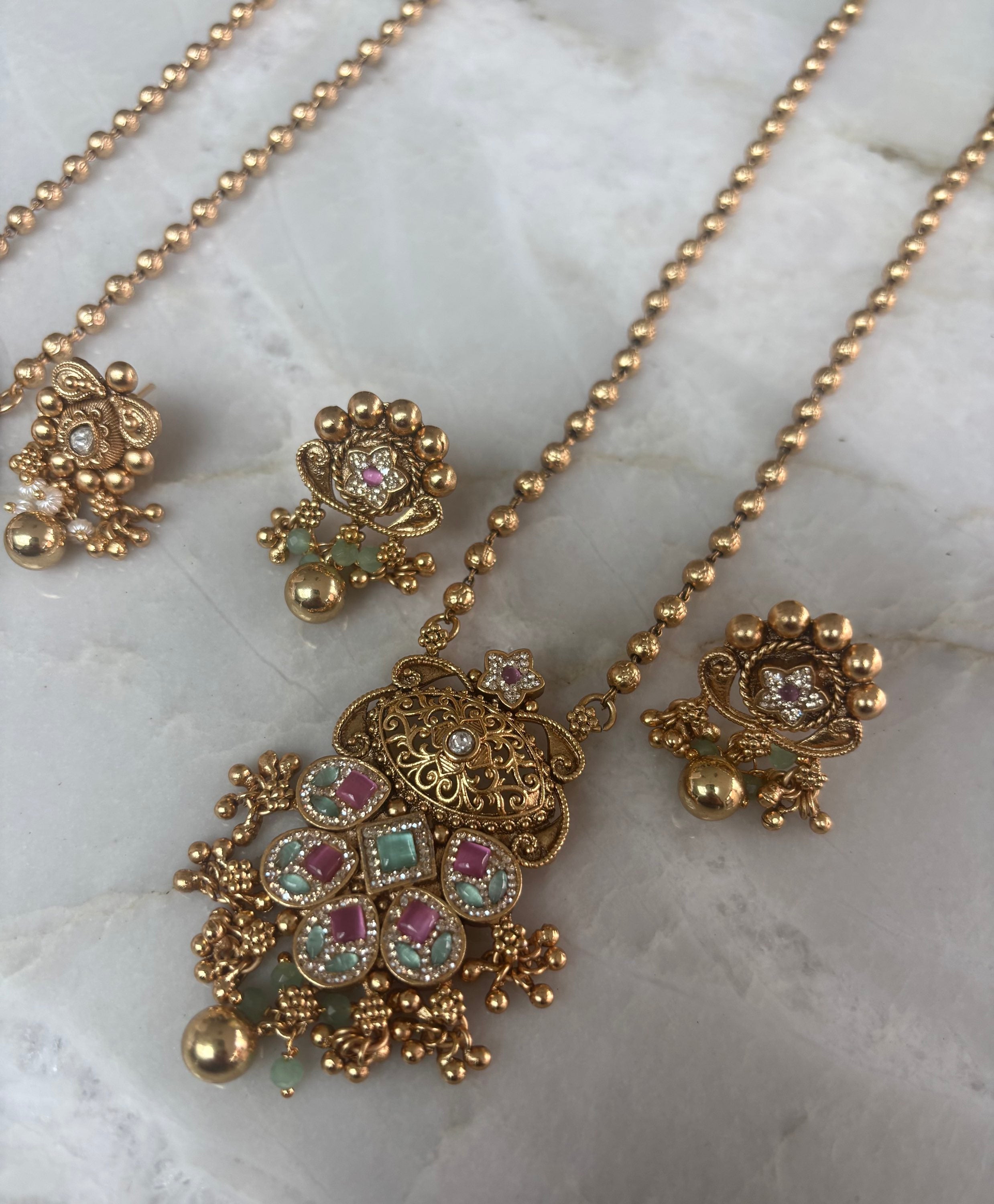 Diamond cut pendant set image 1