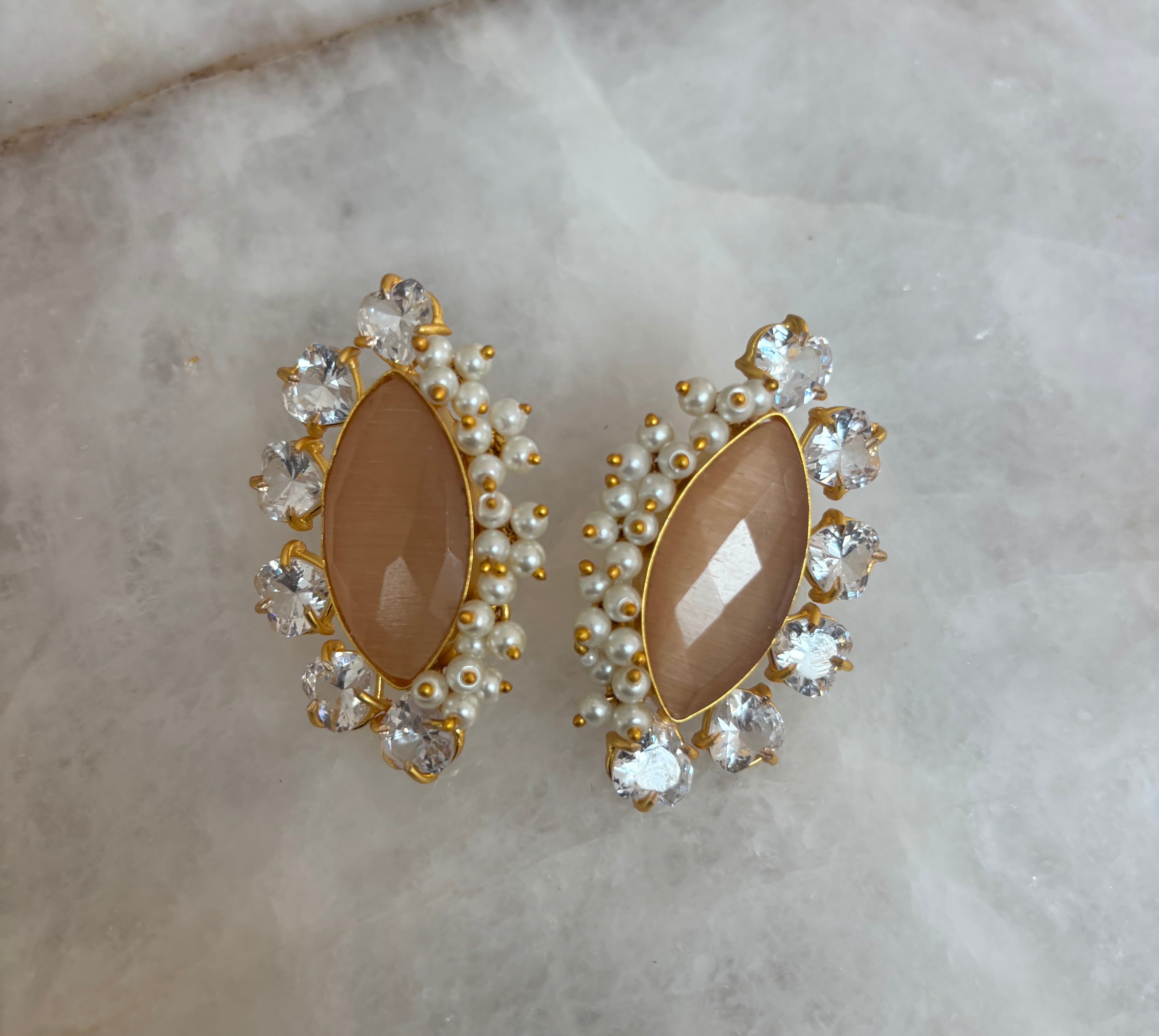 IH precious stone (E)