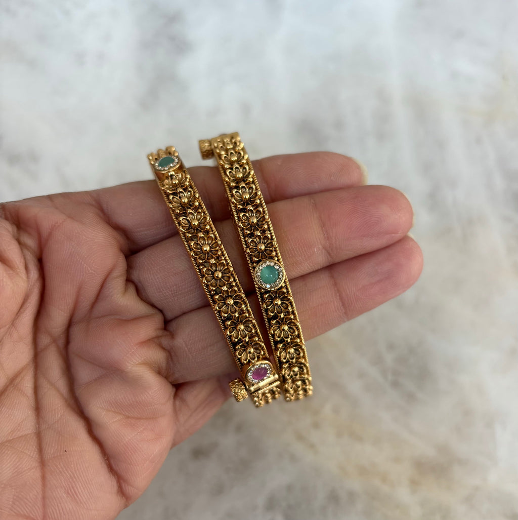 Heritage bangle (M) image 1