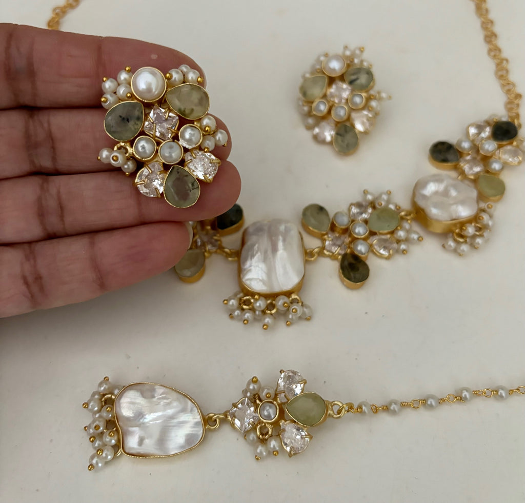 Precious mother of pearl (Baroque pearl) image 1
