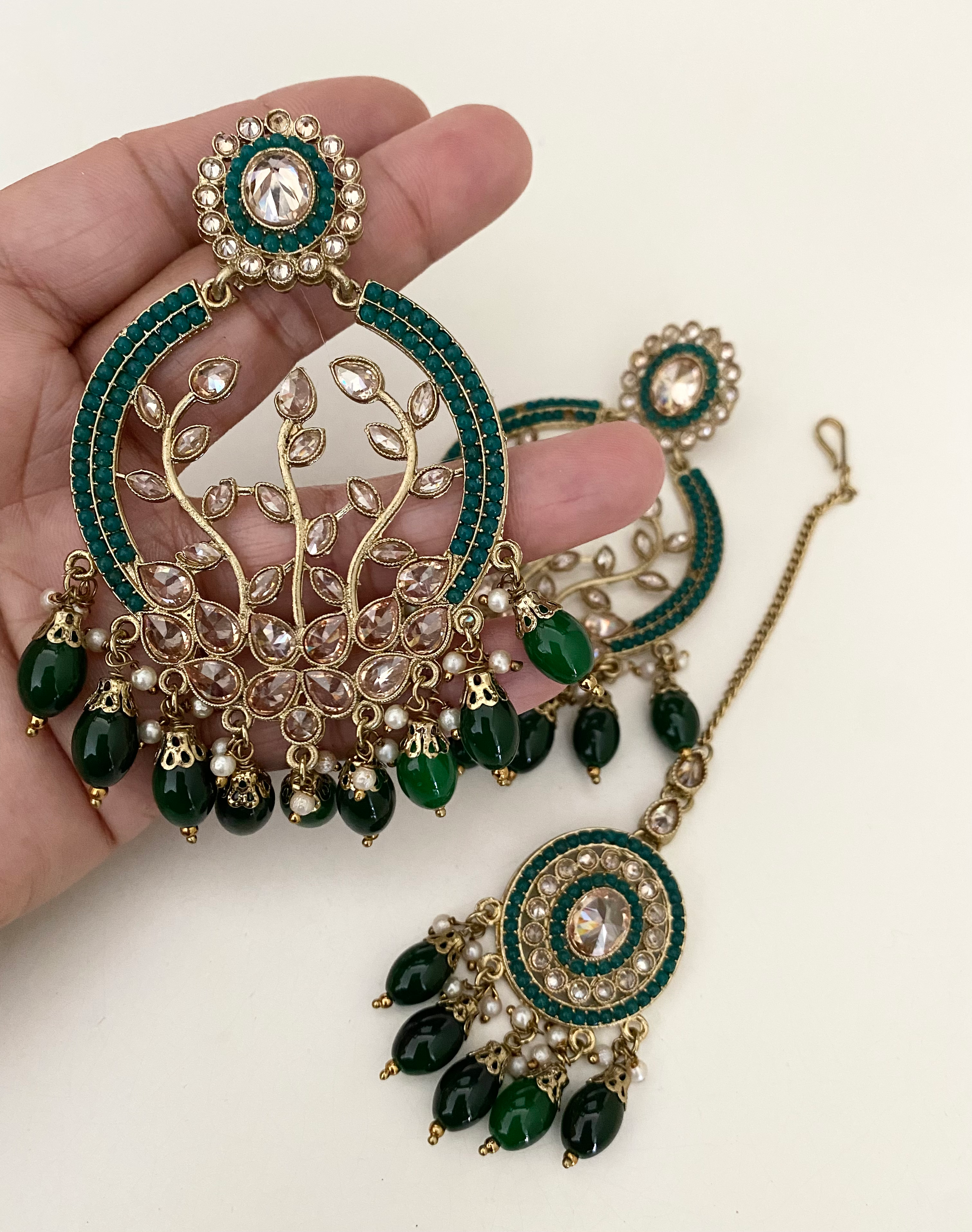 Ivy tikli and earring set image 1
