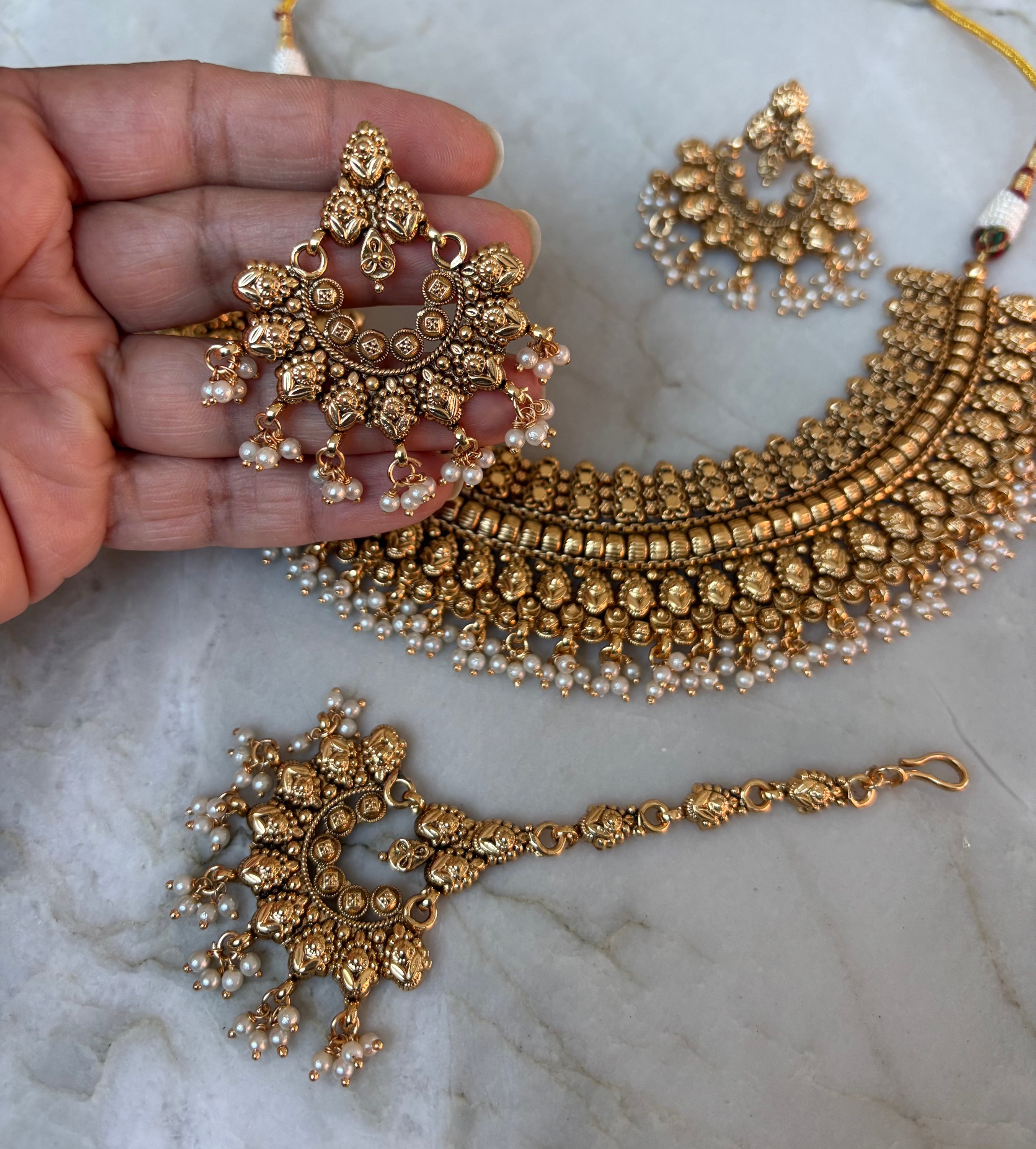 Vintage Madhu (Pearl) image 3
