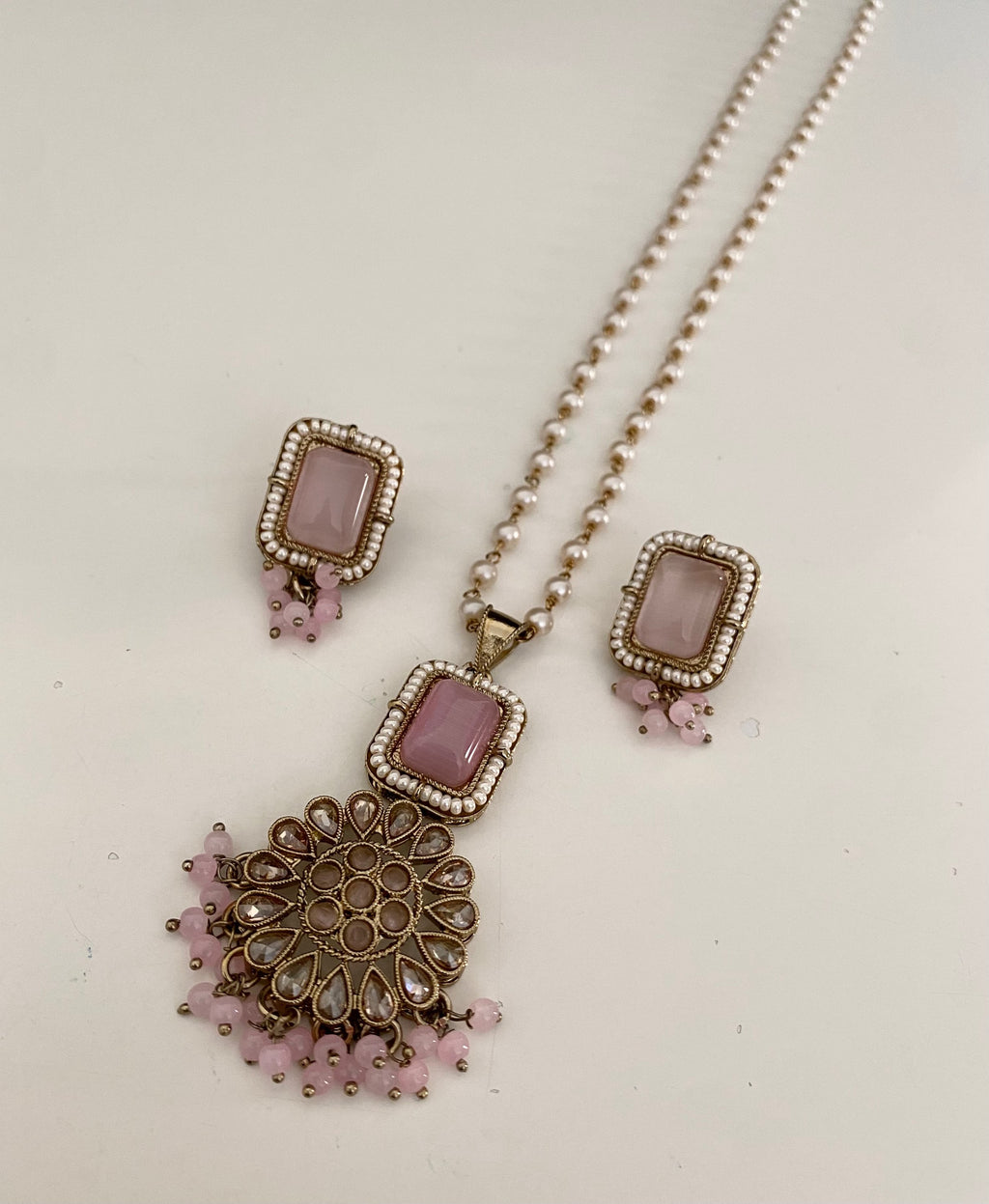 Florence pendant set  image 0