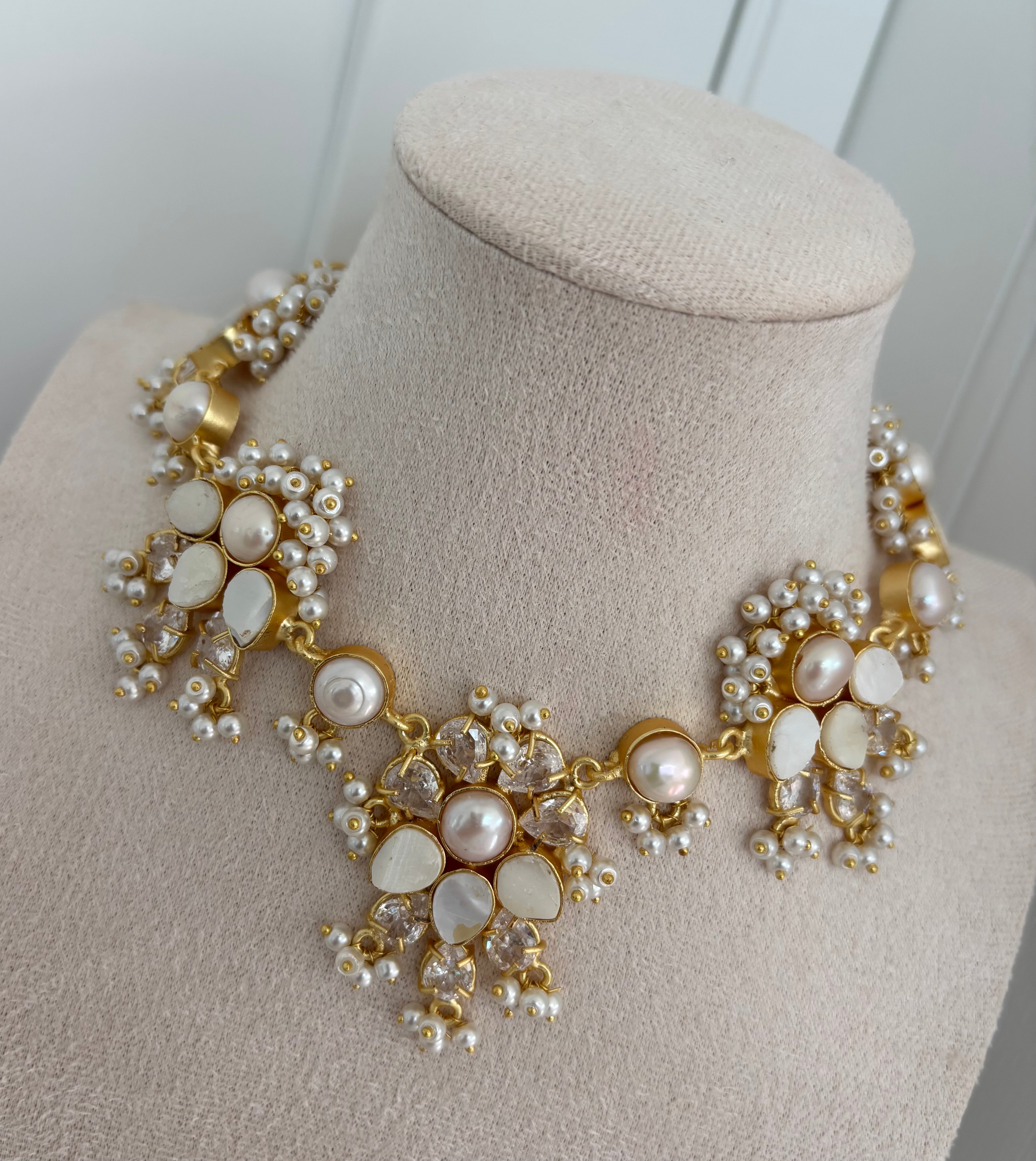 Precious Mother of pearl (Swarovski)