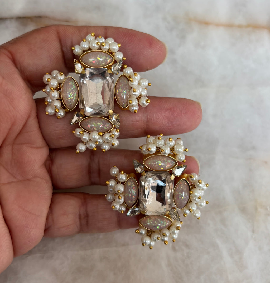 IH Precious stone (A)