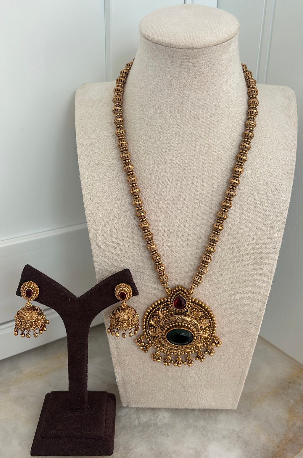 Heritage Pendant (B)