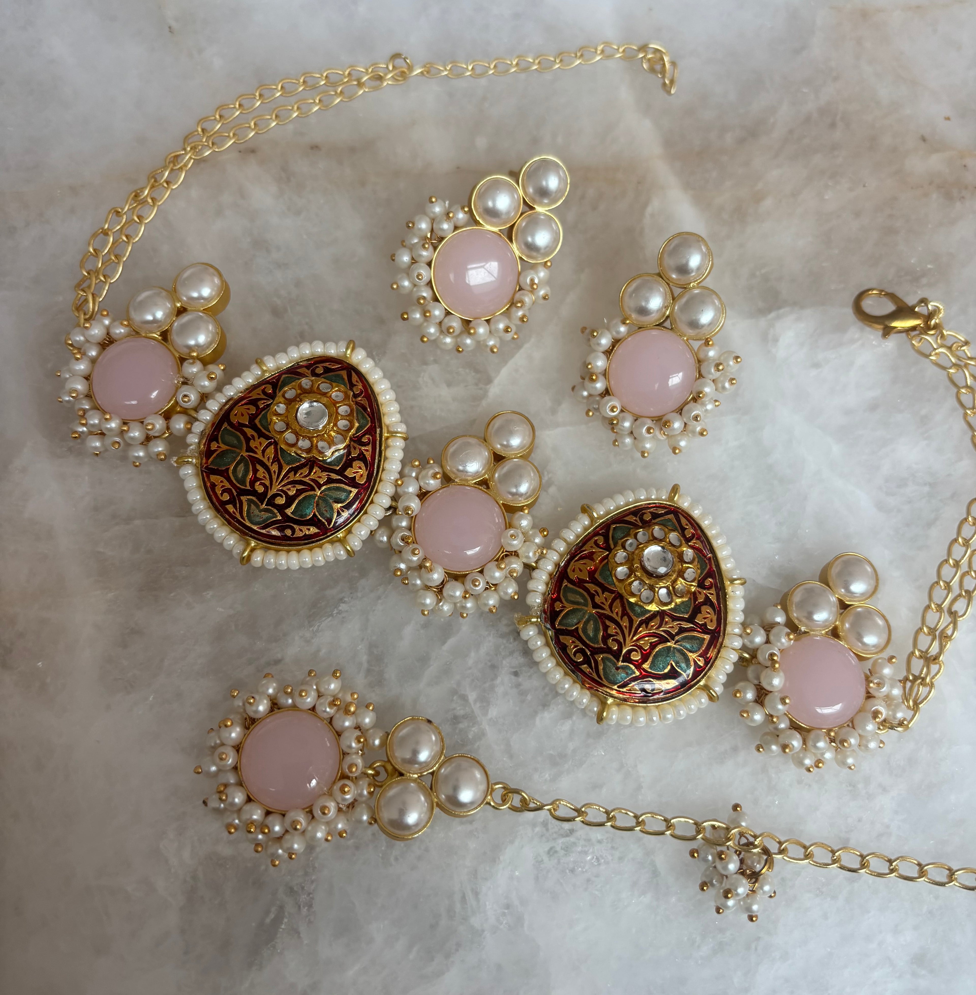 Limited edition choker (A)