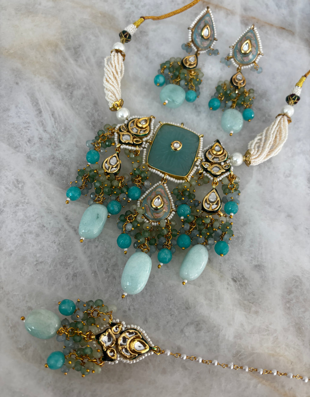 Sungai (turquoise/pastel blue)