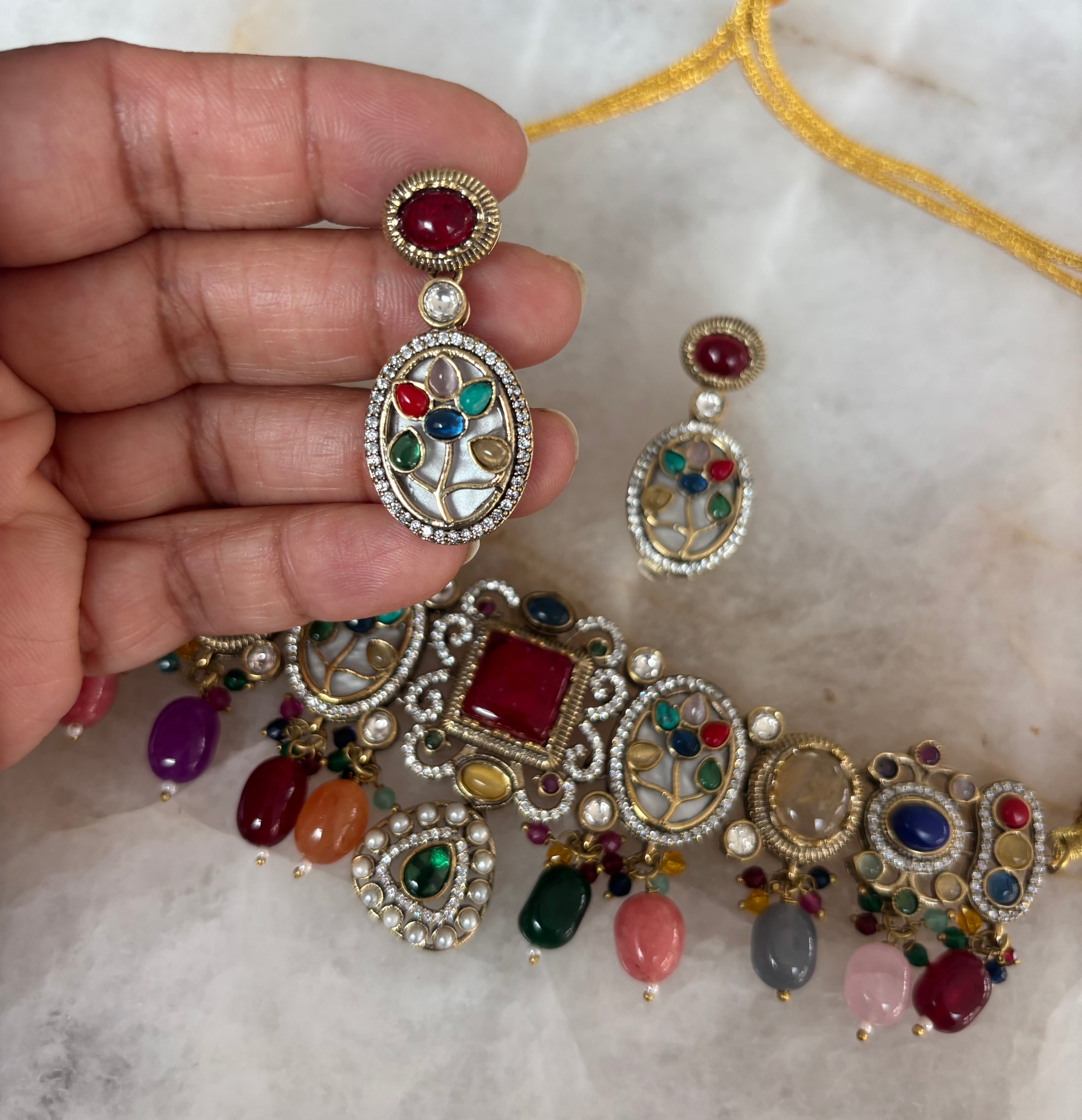Laji Choker