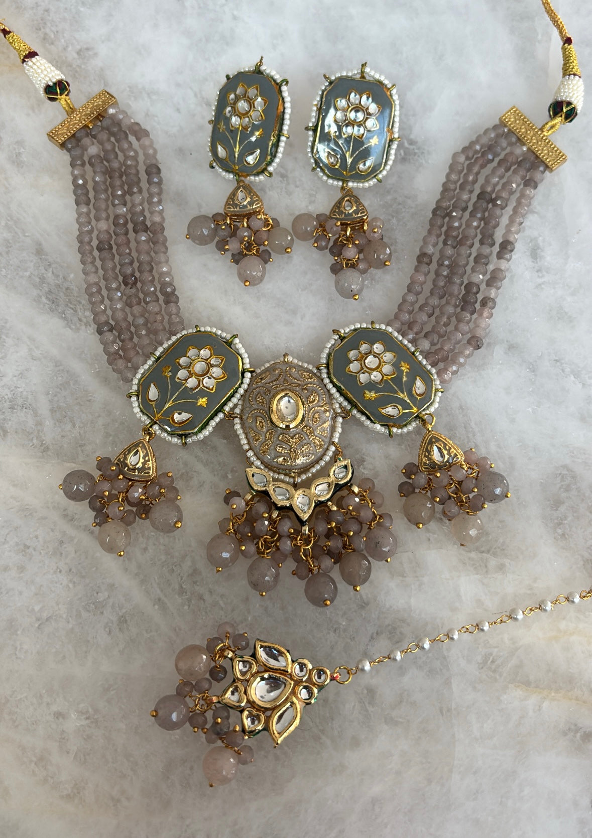 Kundan pastel grey