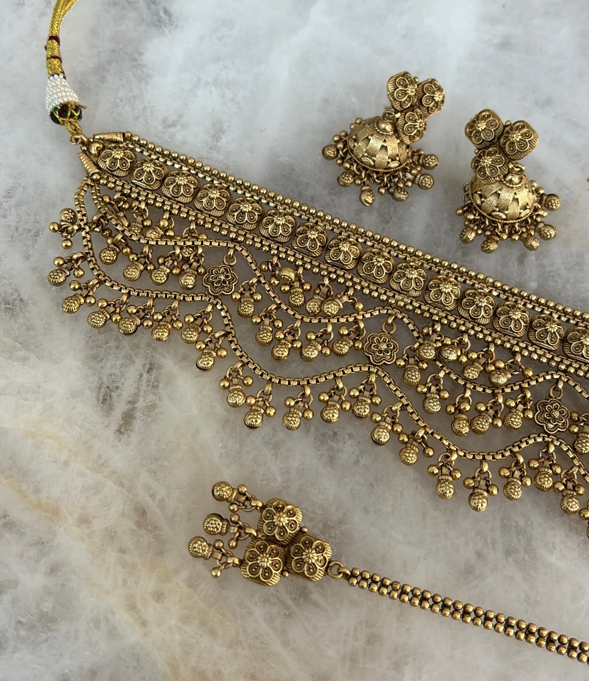 Heritage Choker (E)