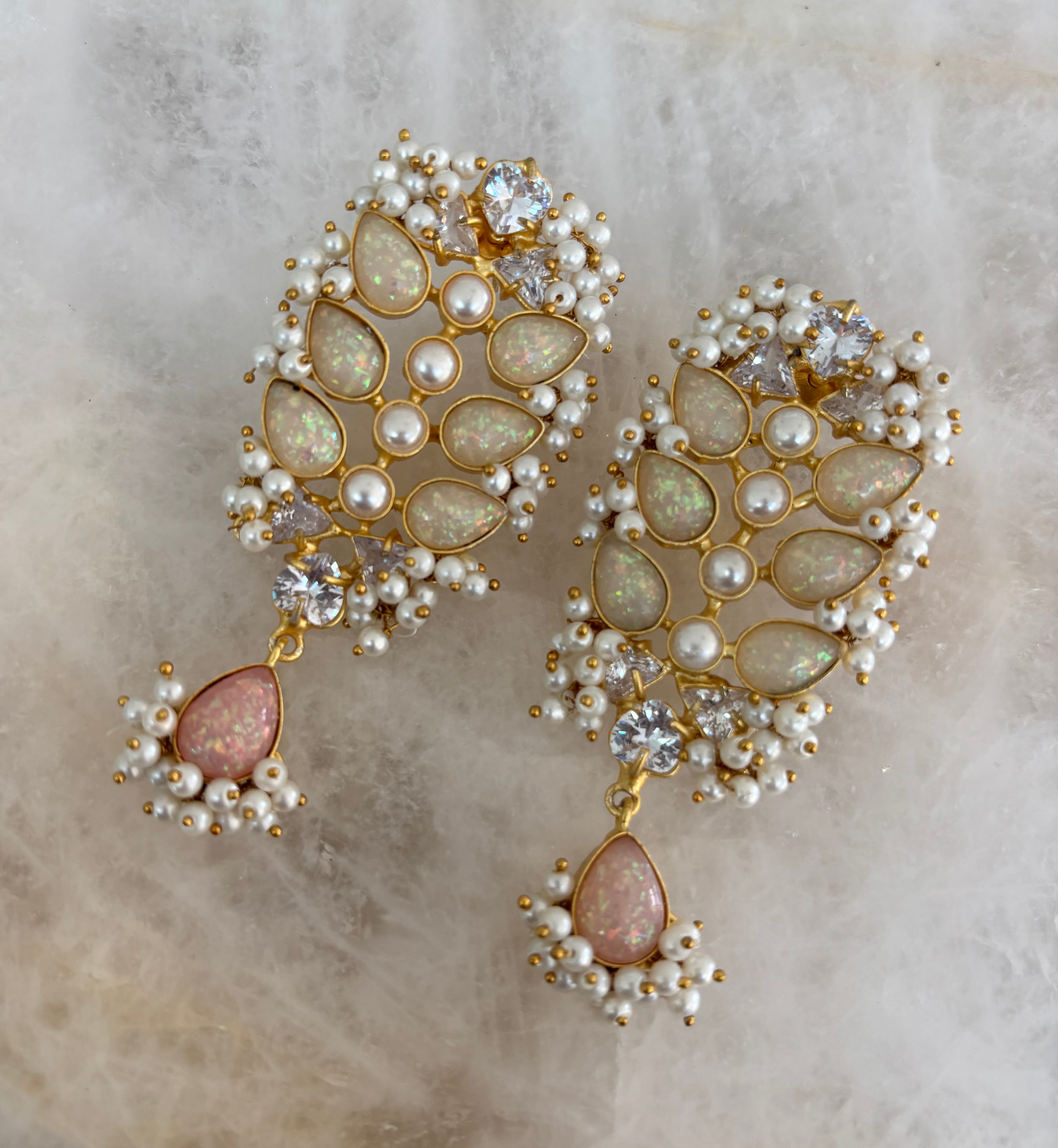 IH precious stone (H)