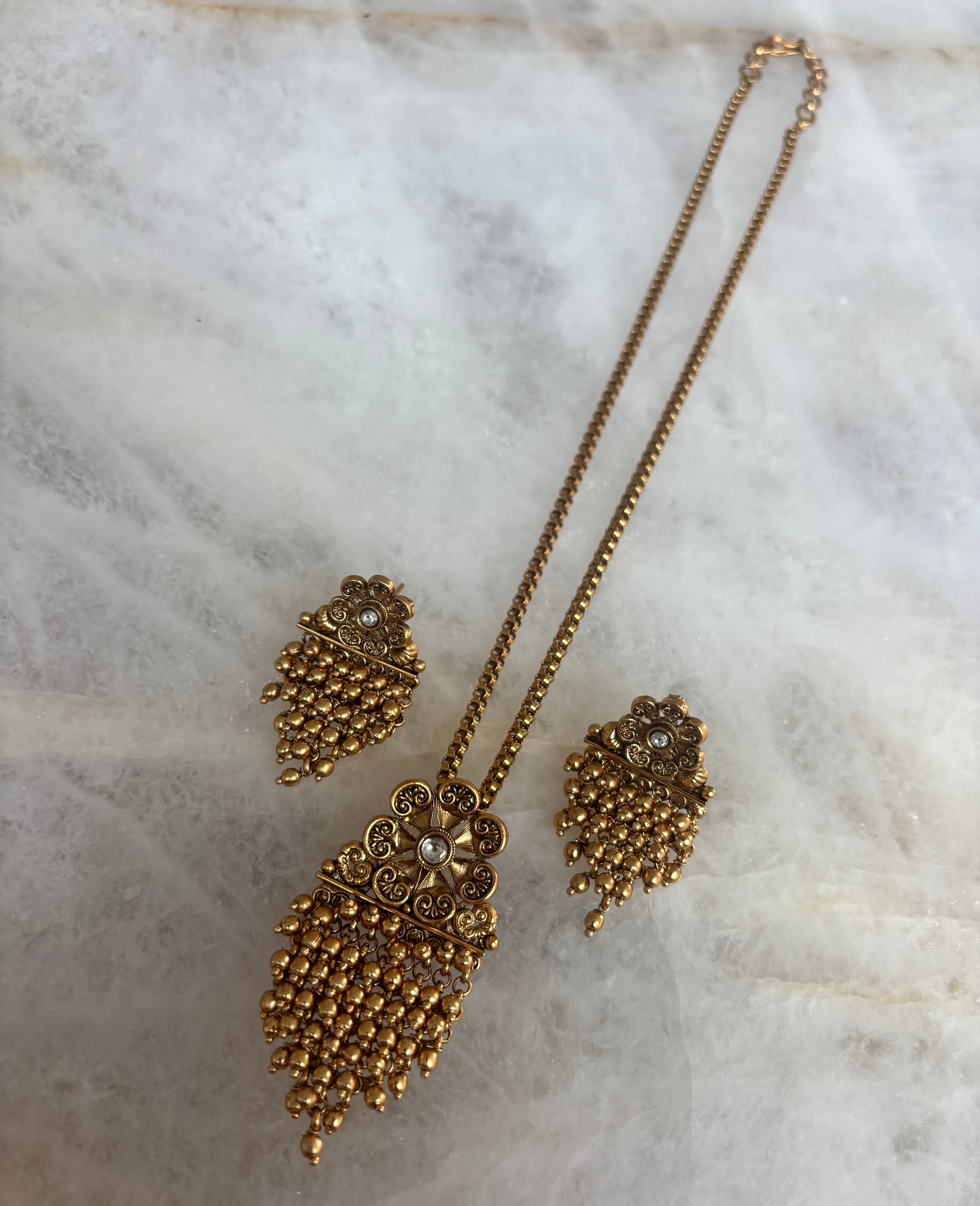 Trail pendant