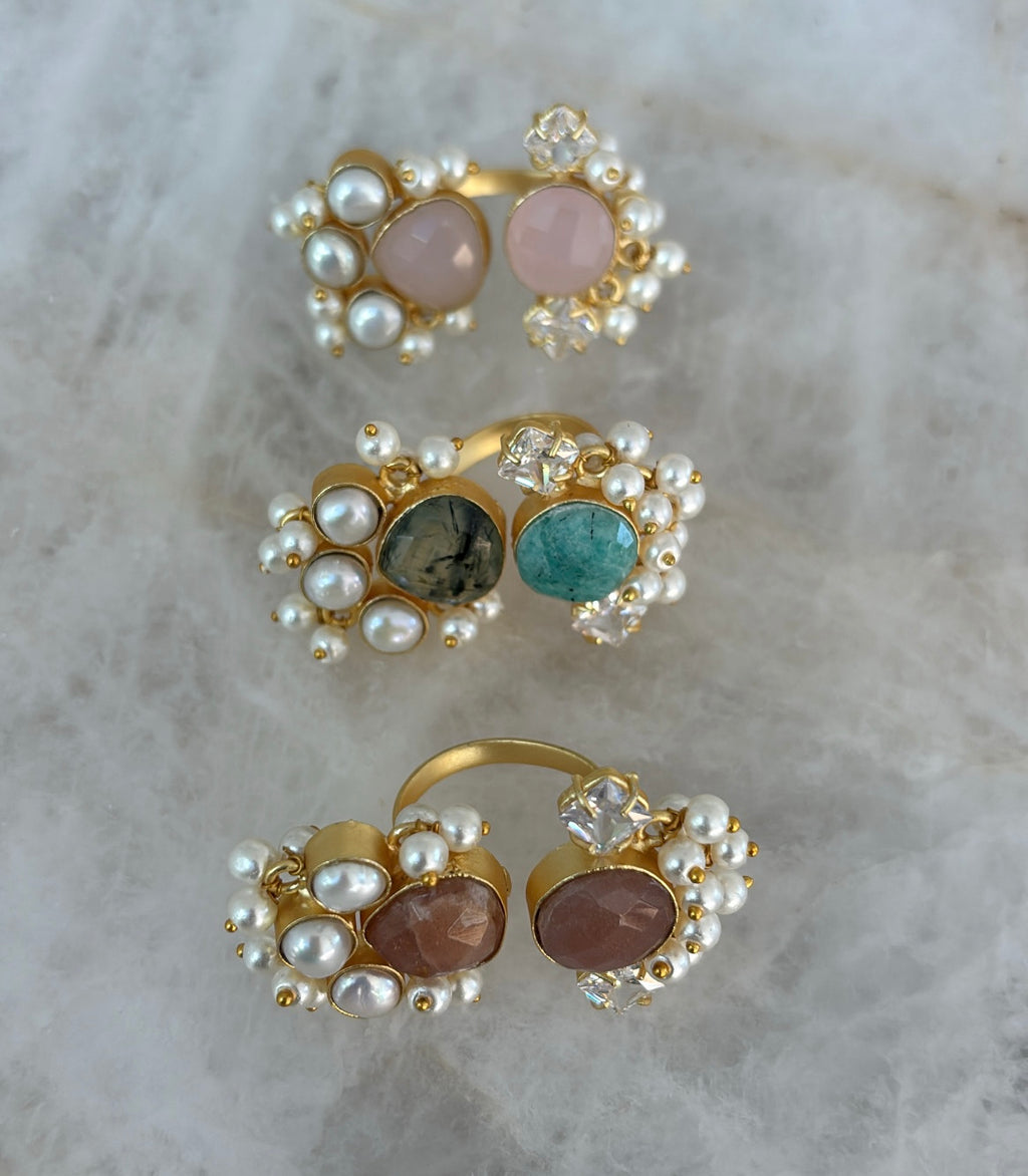 Precious stonework finger ring