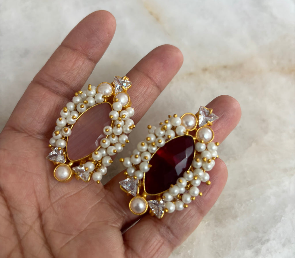 Precious stonework finger ring