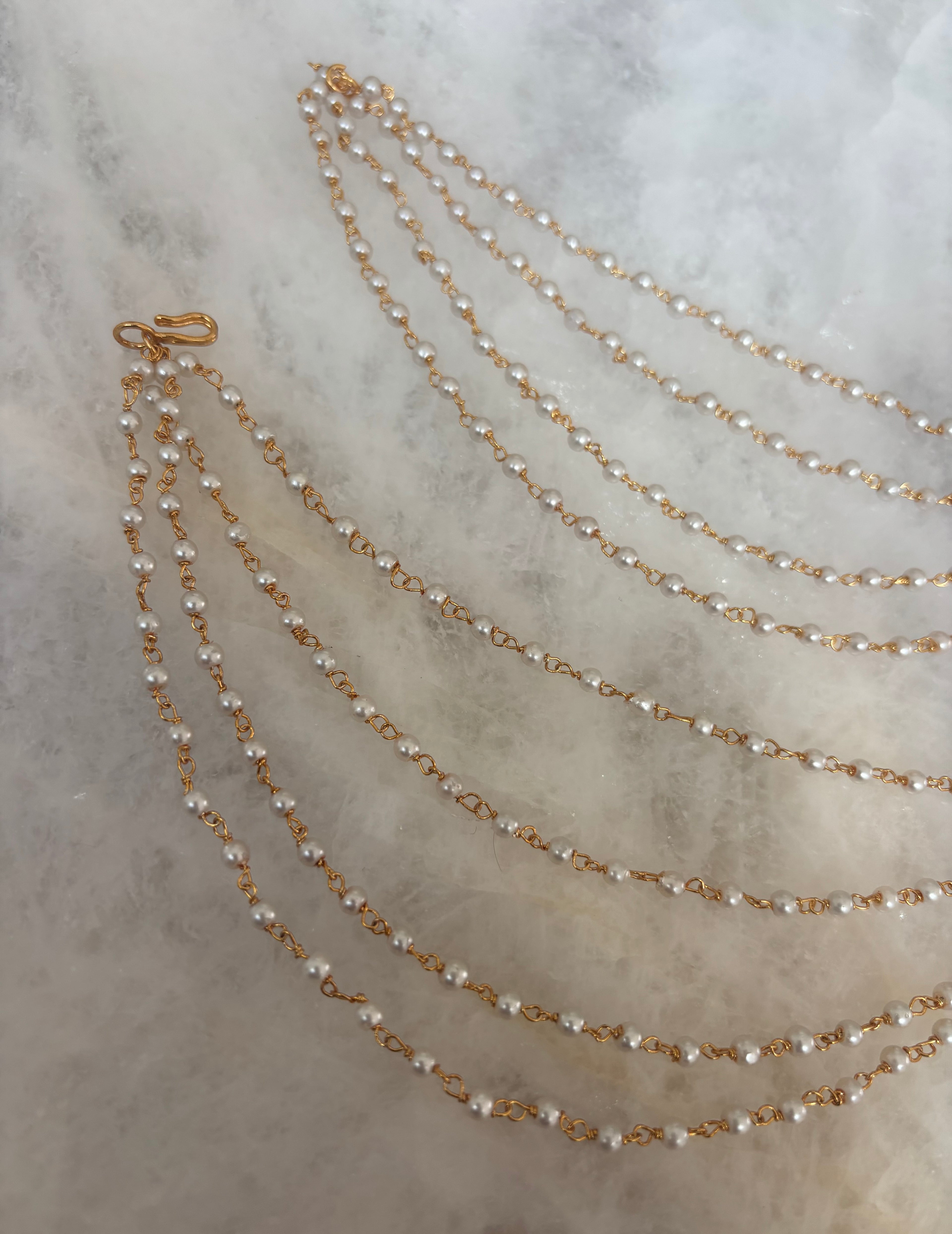 Pearl 4 layer sahara (earring chain)
