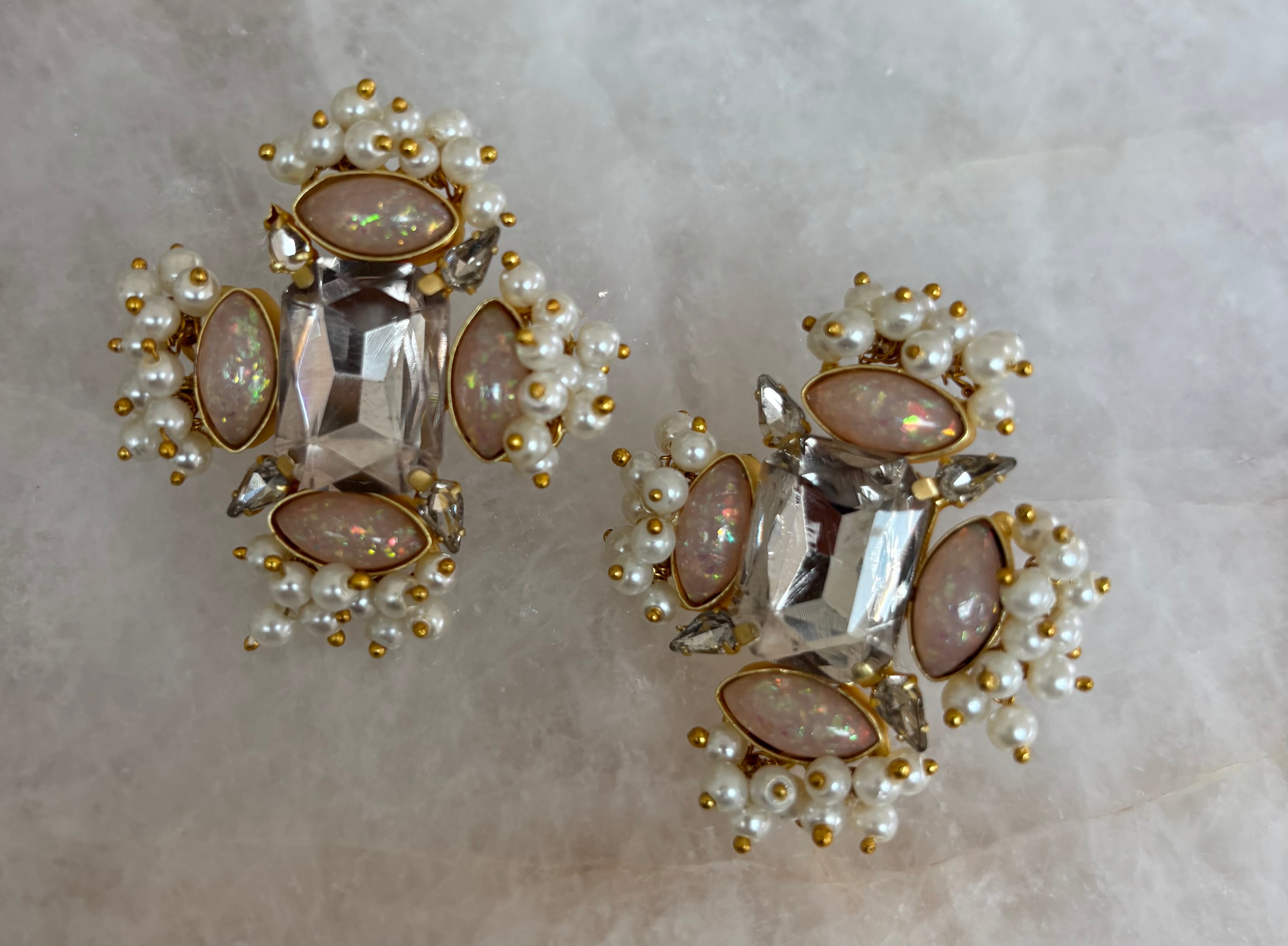 IH Precious stone (A)