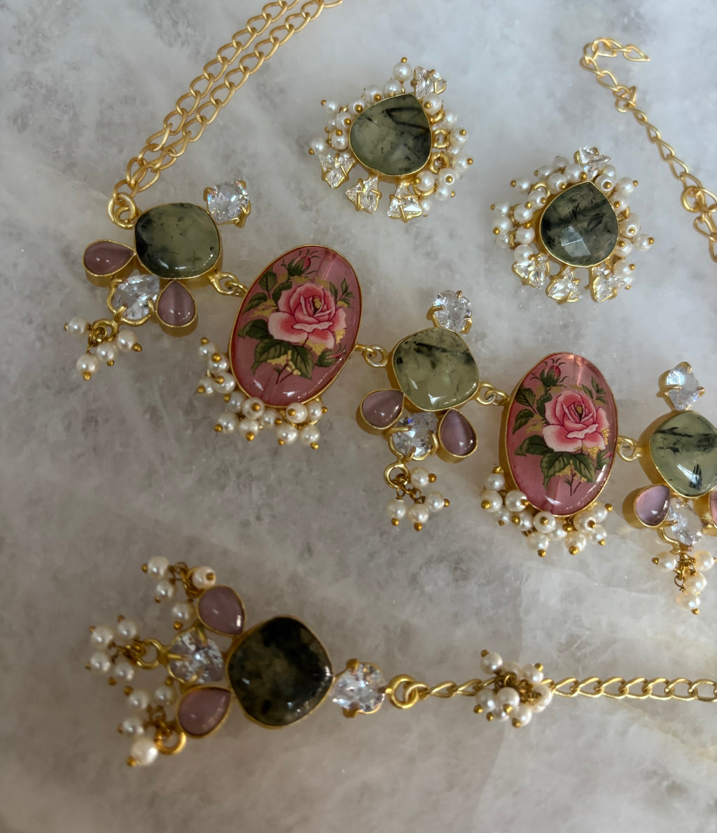 Limited Edition Choker (F)