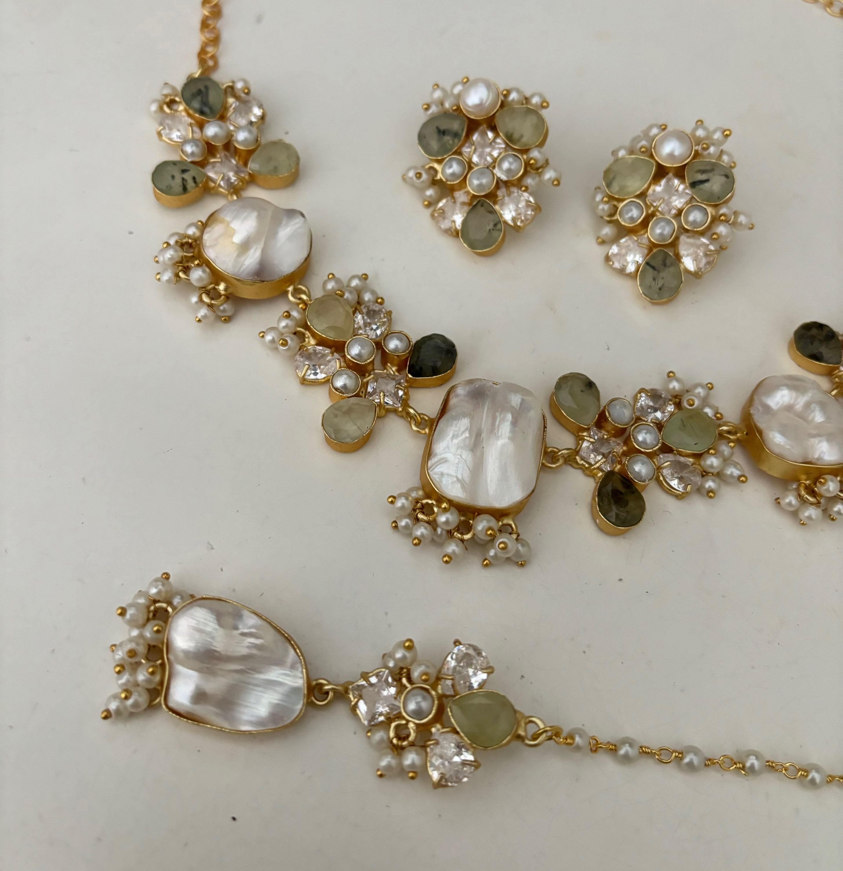 Precious mother of pearl (Baroque pearl) image 2