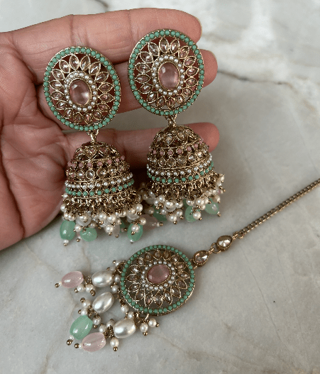 Alarka tikli and earring set - Ishy Haq