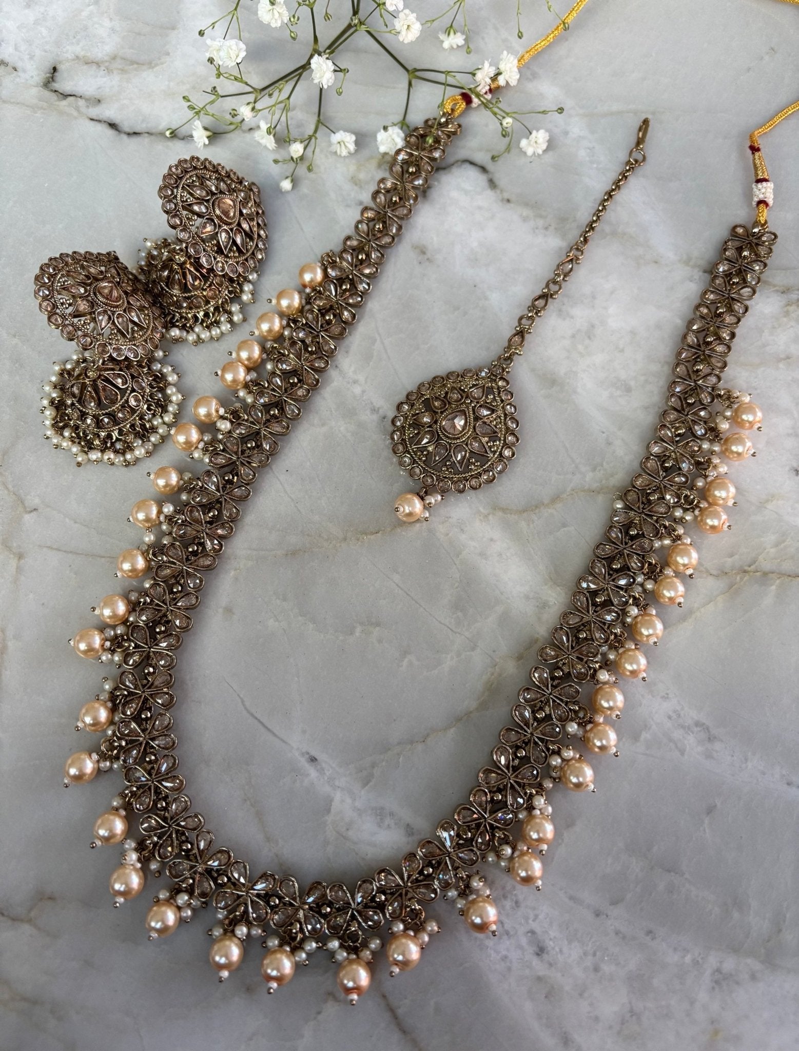 Anita haar set - Ishy Haq