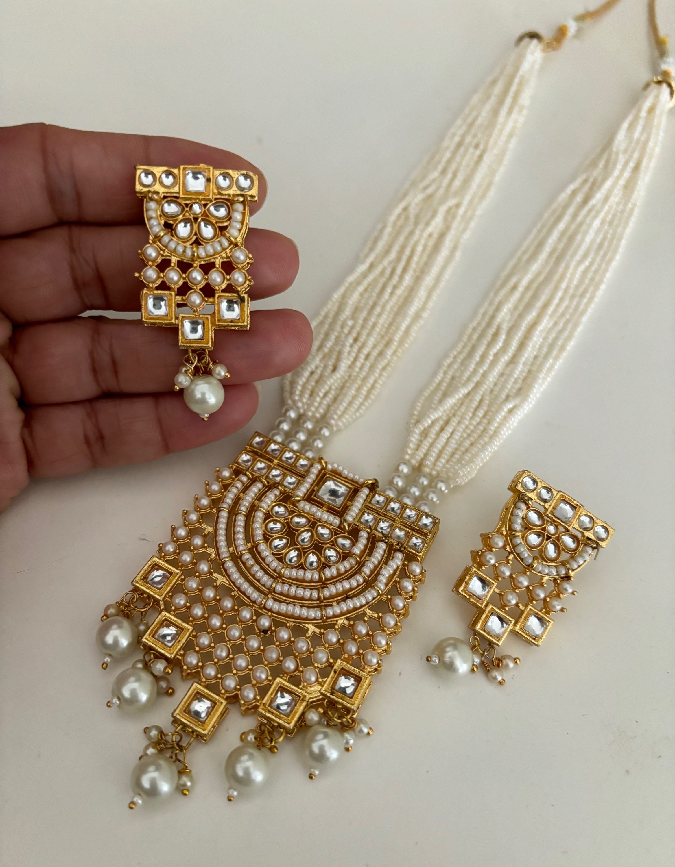 Square pearl mala  image 0
