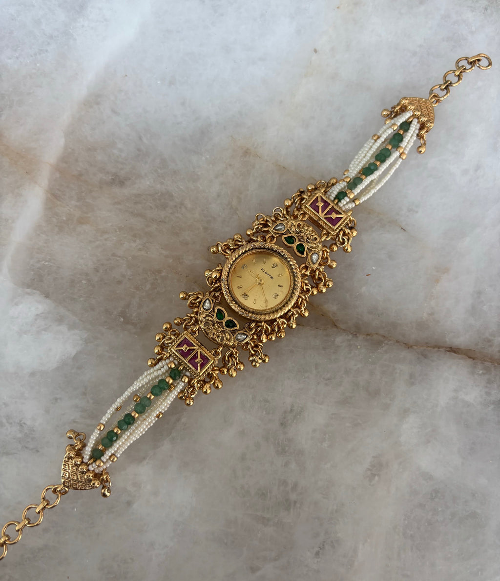 Watch (E) image 1