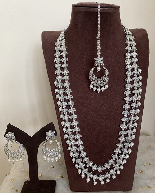 Chrystal stonework haar set image 0