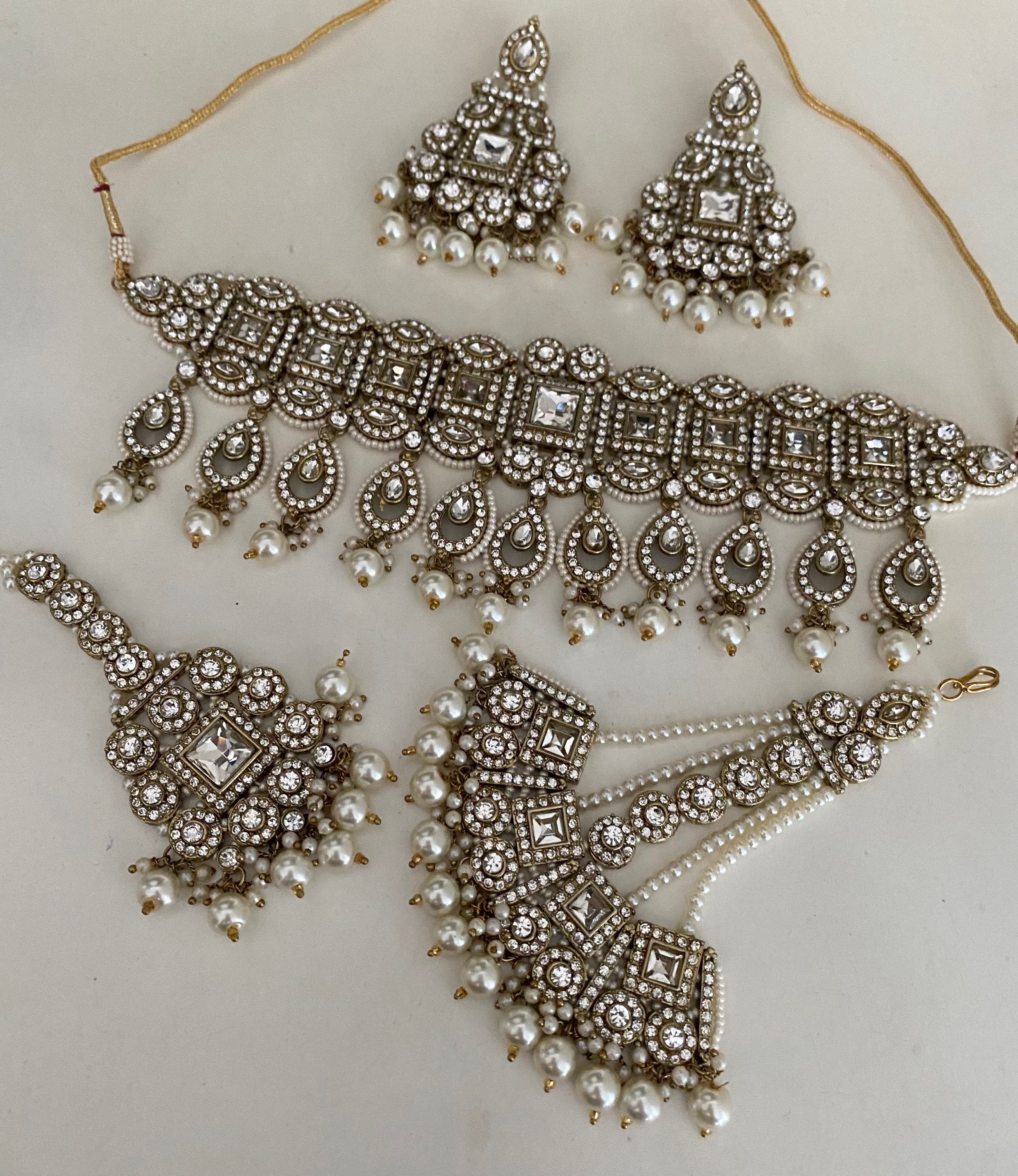 Lamiya choker haar set  image 0