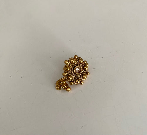 Daisy nose ring  image 1