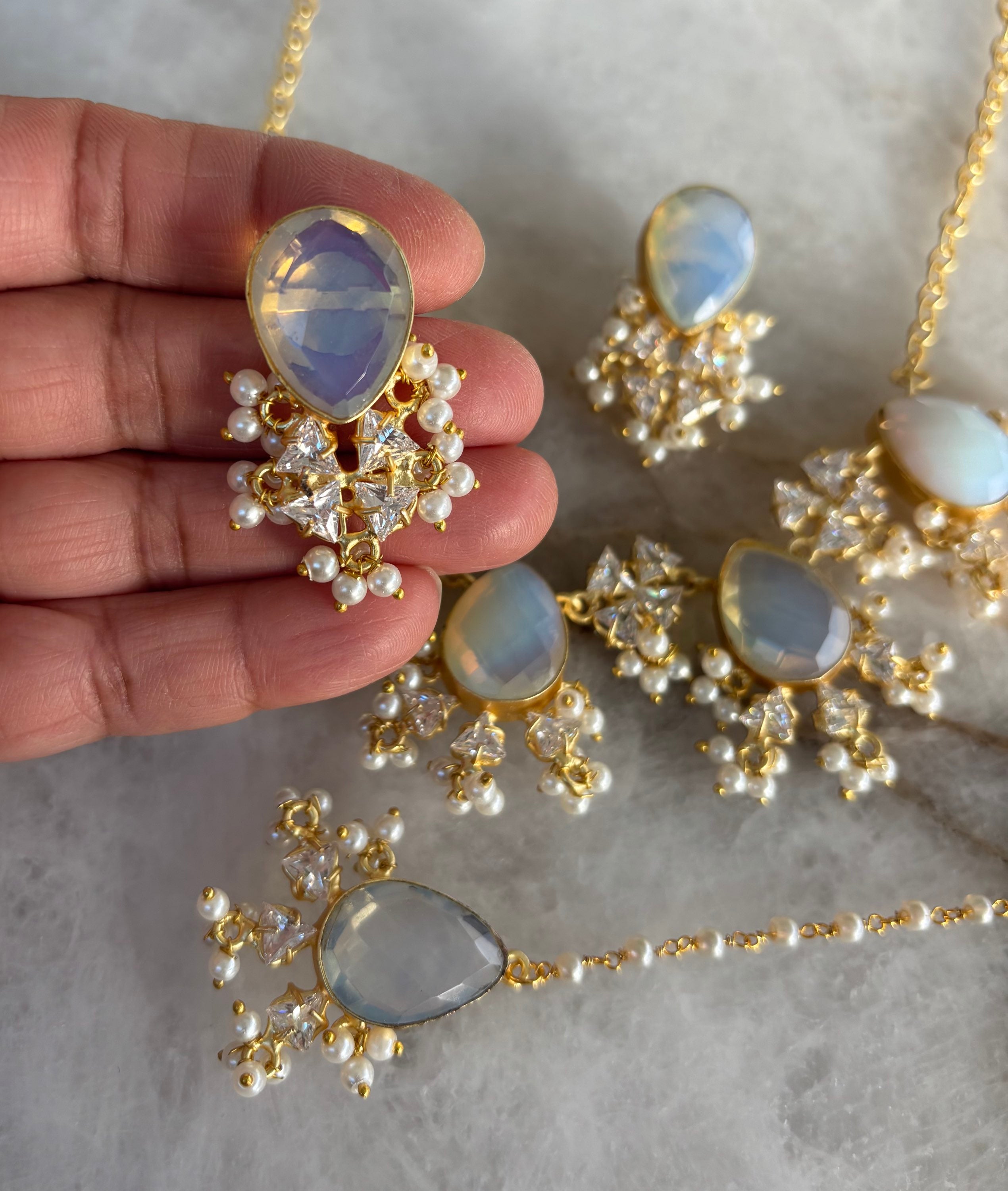 Precious Opalite Swarovski (C) image 2
