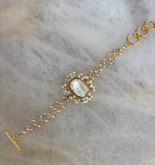 Baroque pearl drops image 0