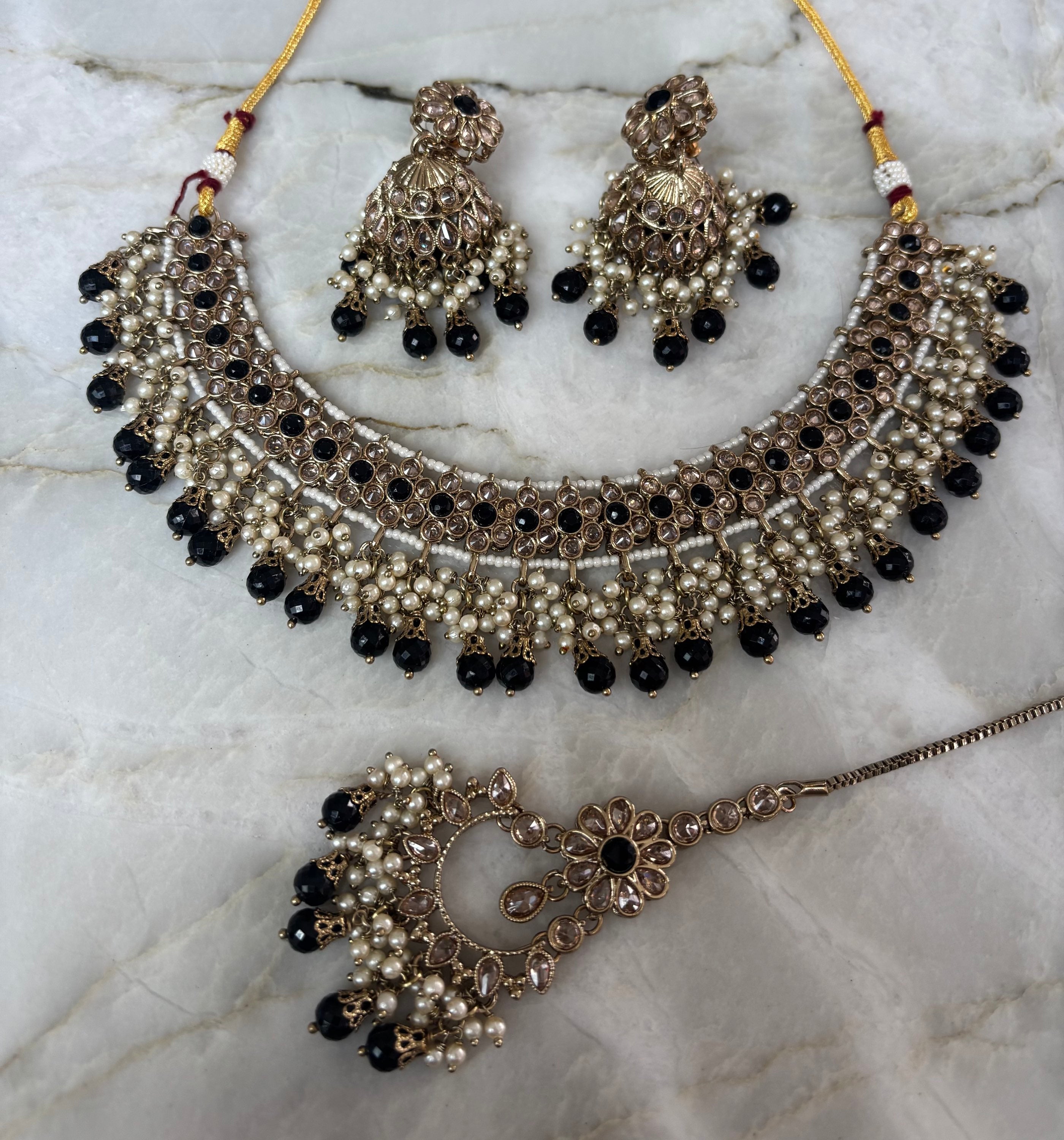 Tashvi (black) image 1