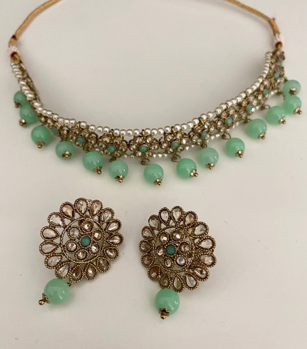 Flower choker  image 0