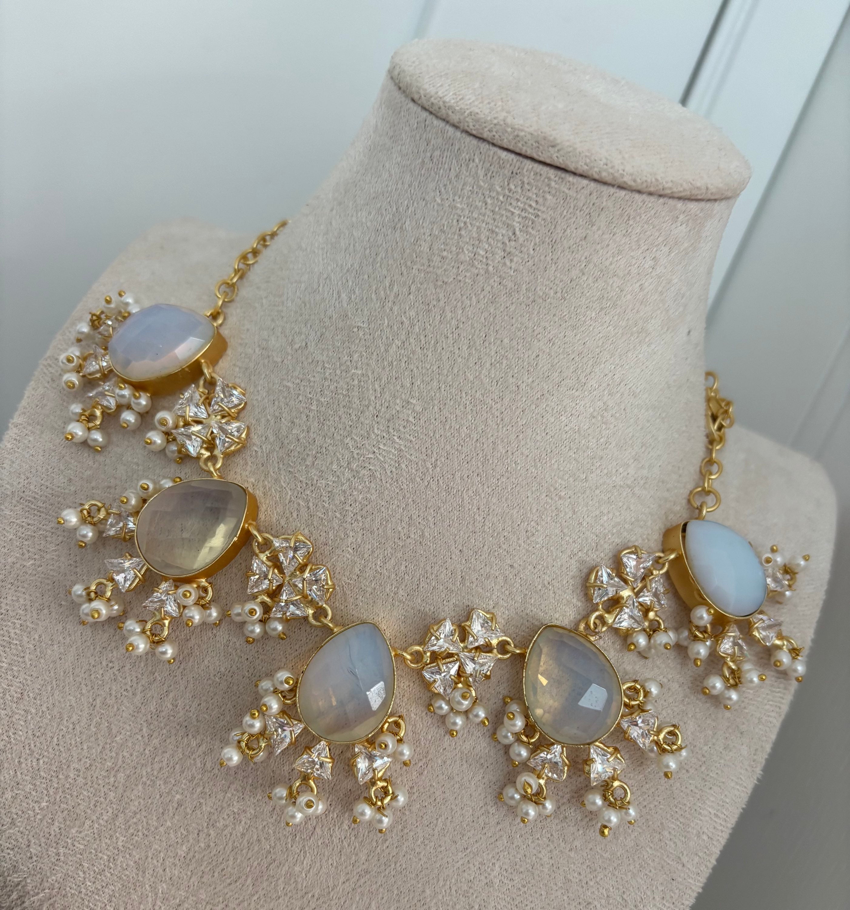 Precious Opalite Swarovski (C) image 1