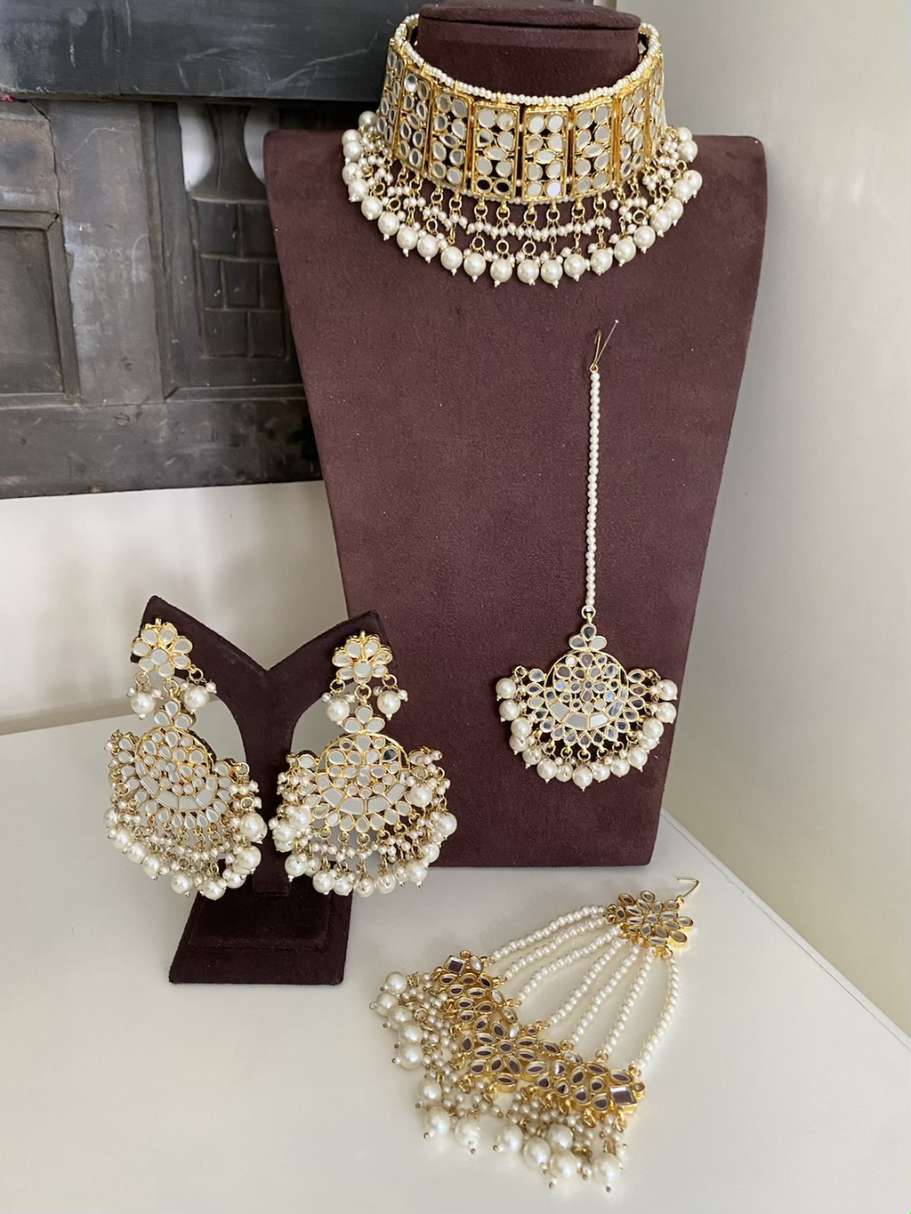 Nura mirror choker set  image 3