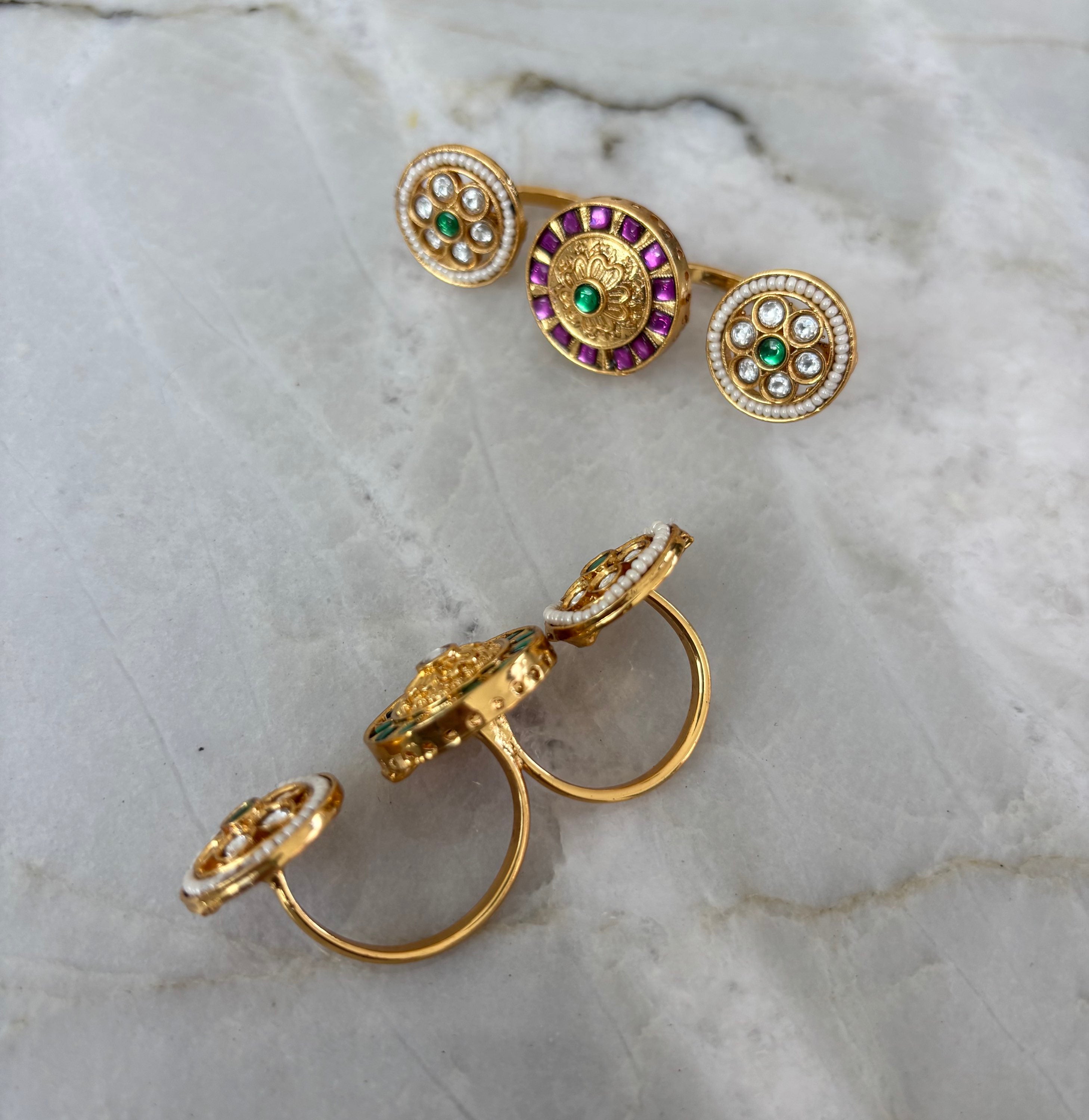 Triple finger ring image 3