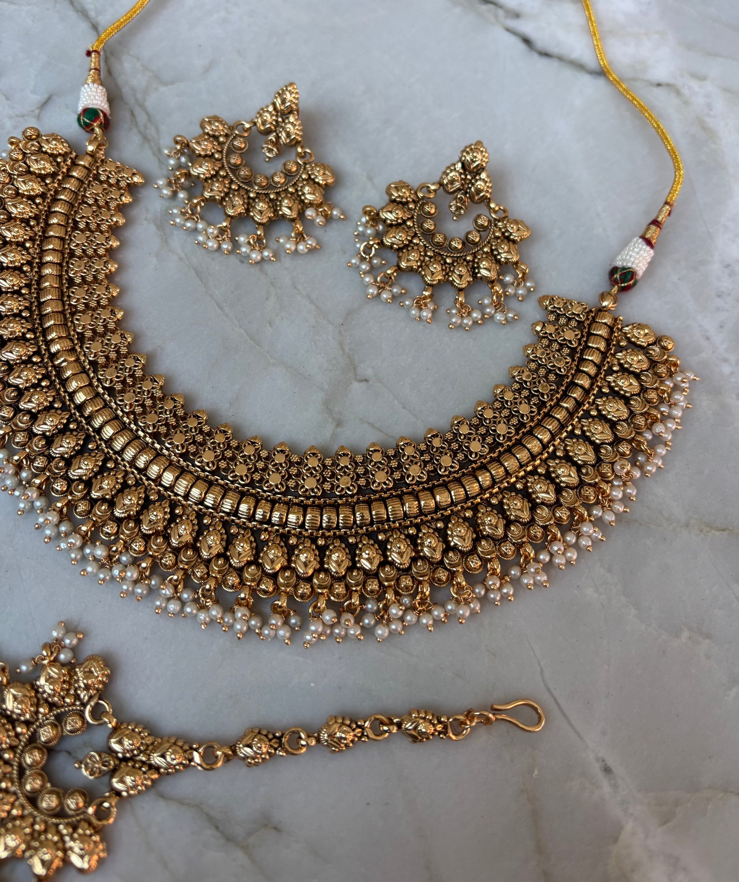 Vintage Madhu (Pearl) image 4