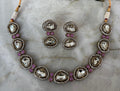 Maril / dark pink bead  image 0