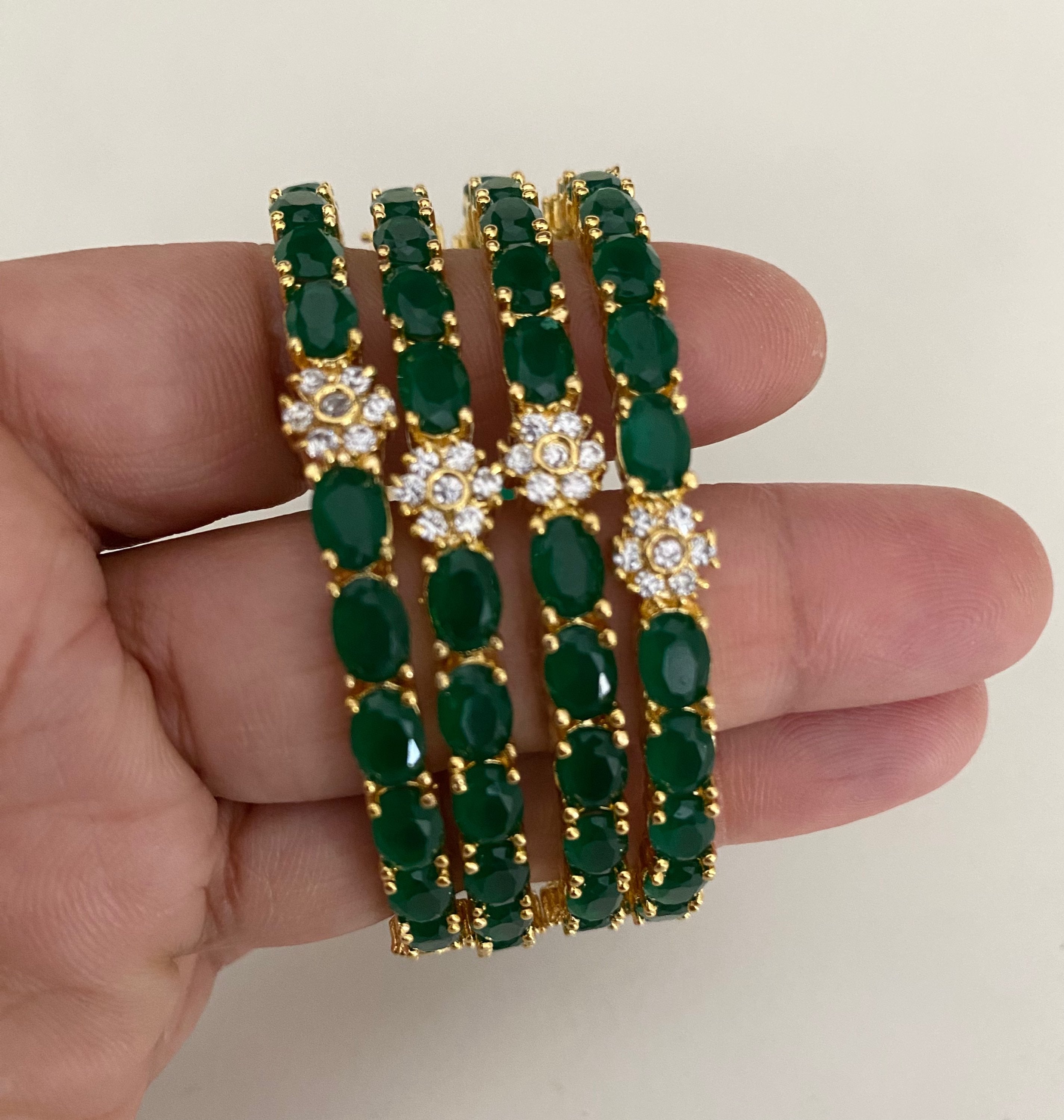 Green stonework set of 4 bangles  image 0