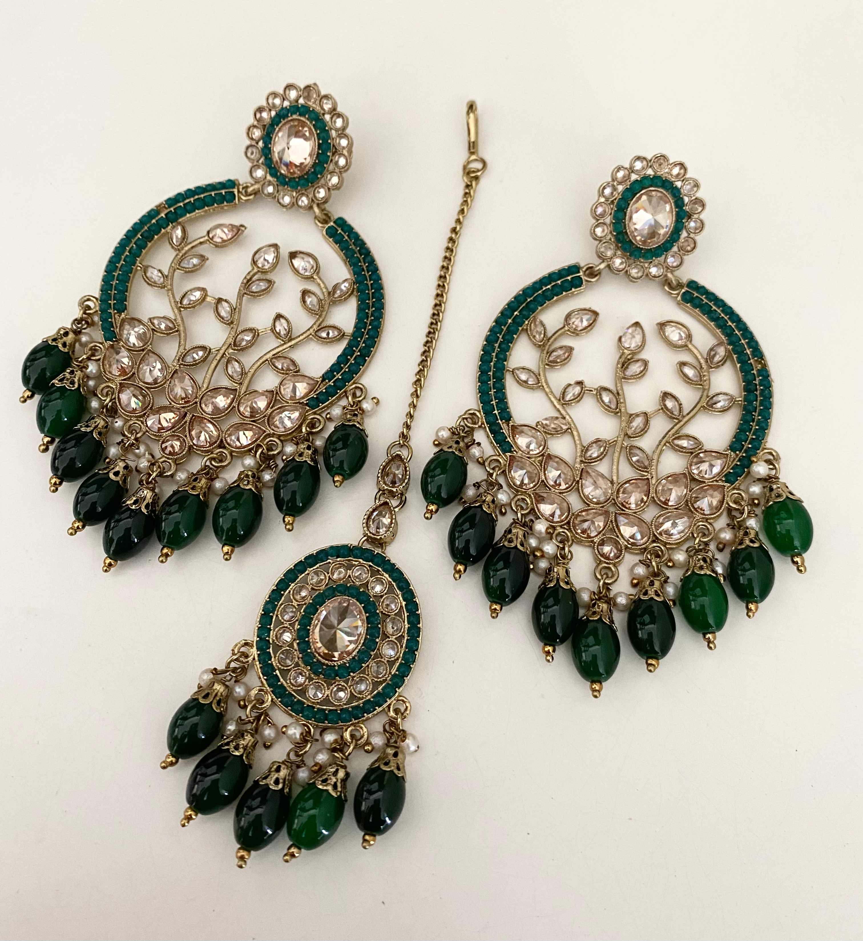 Ivy tikli and earring set image 0