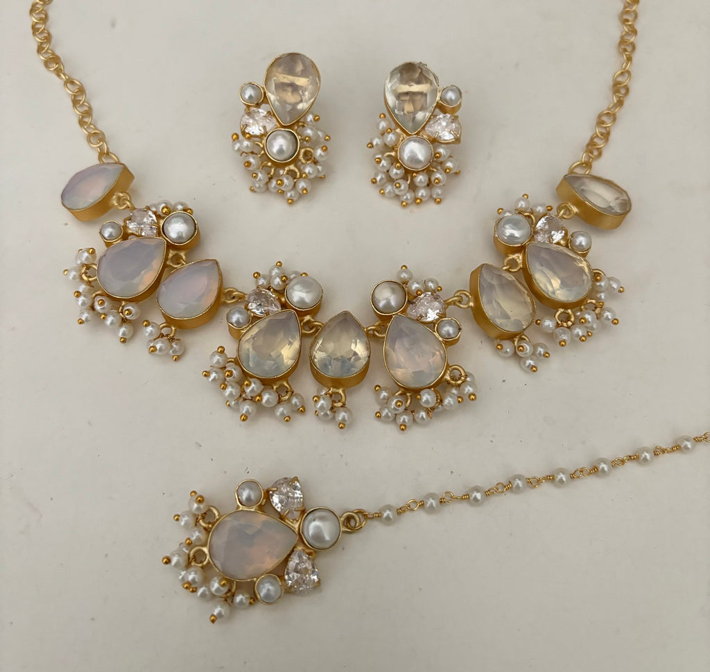 Precious Opalite / pearl image 0