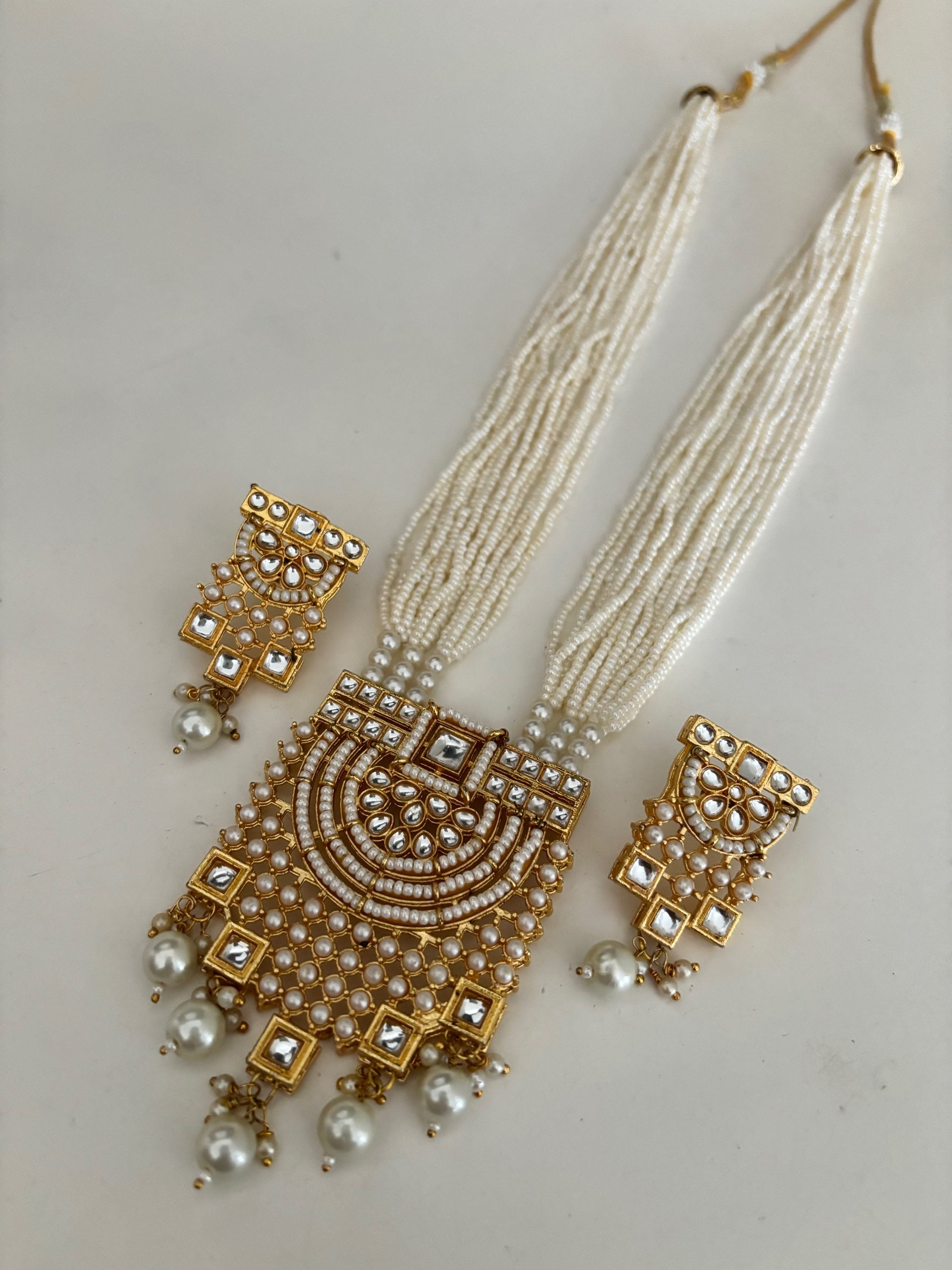 Square pearl mala  image 1
