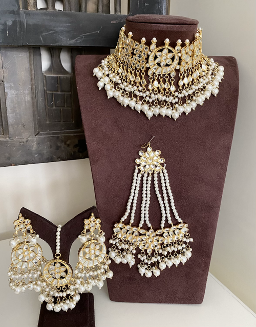 Banno choker haar set  image 1