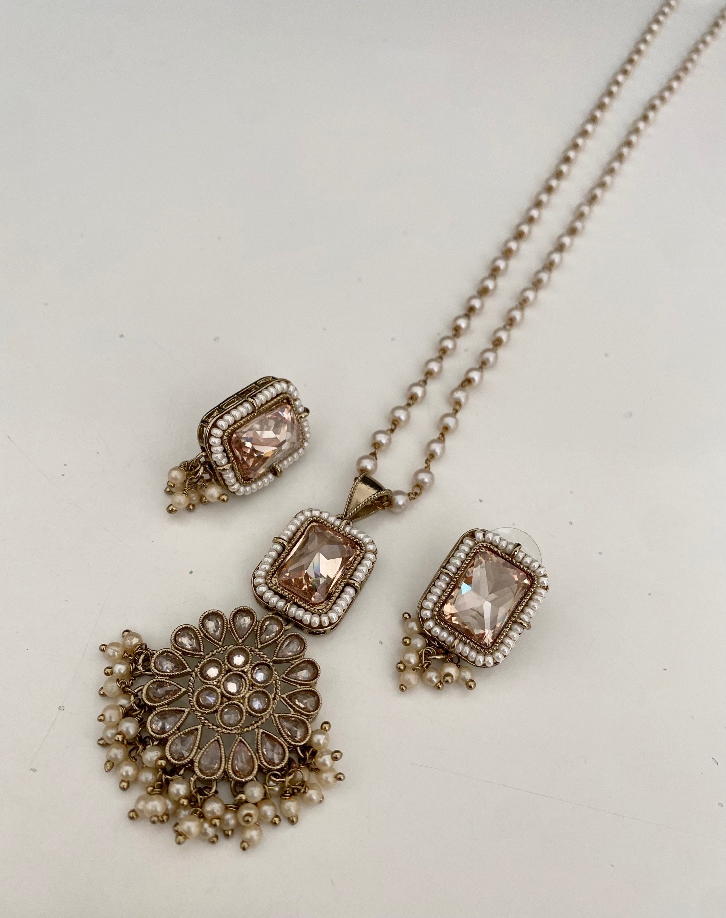 Florence pendant set  image 1