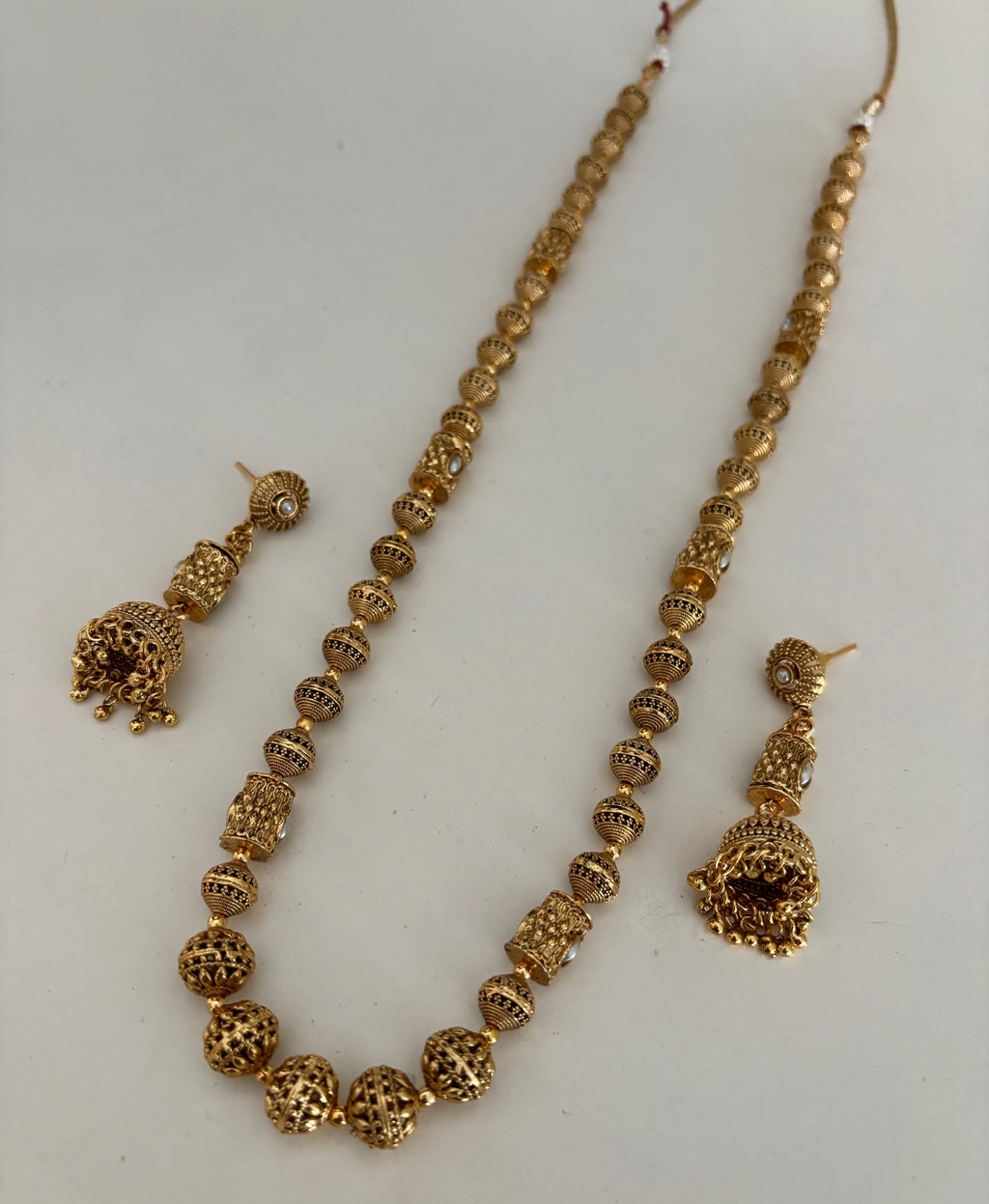 Ball mala with oblong pearl  image 0